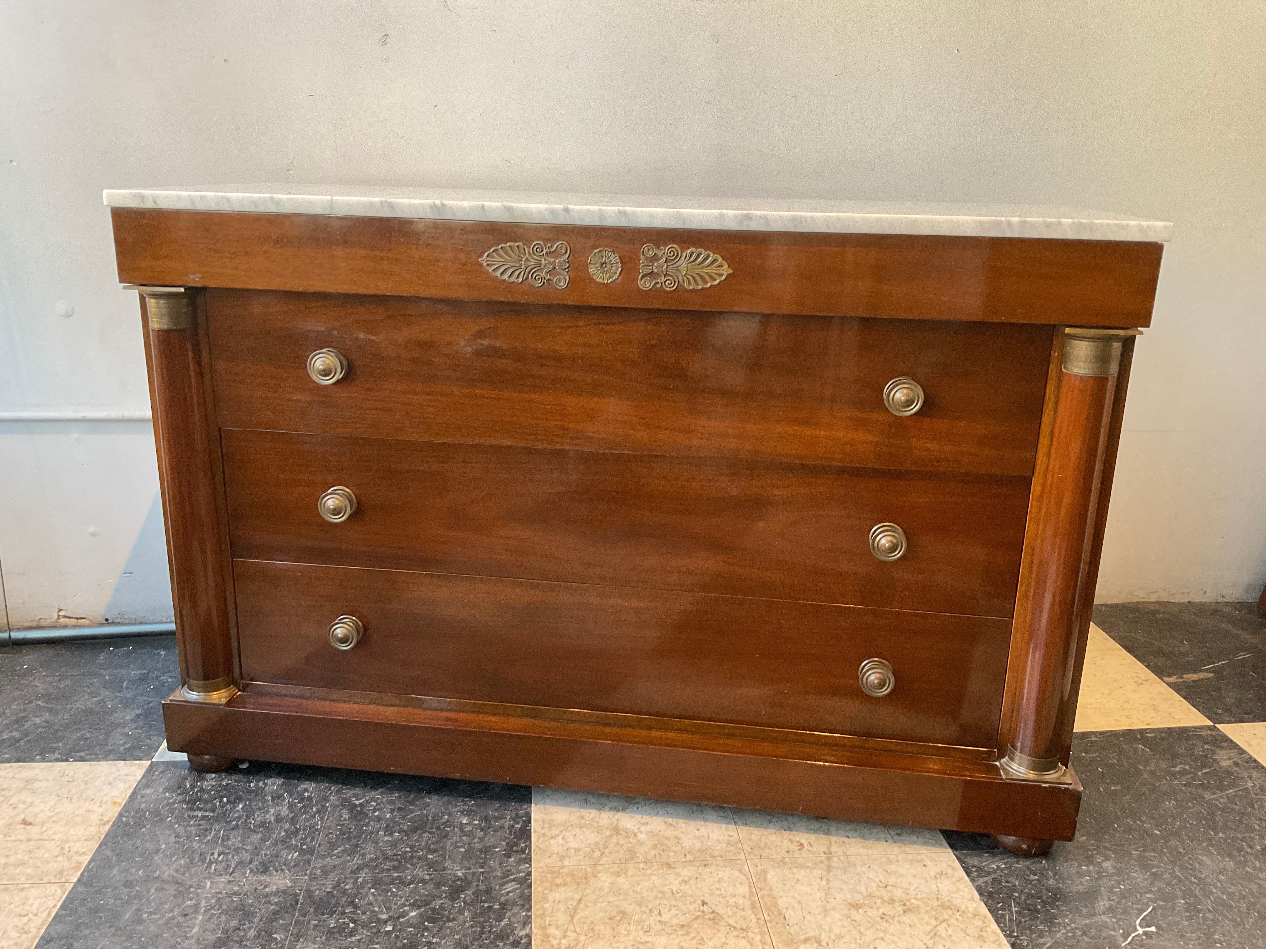 1980s French Empire Style Marble Top Chest In Good Condition For Sale In Tarrytown, NY
