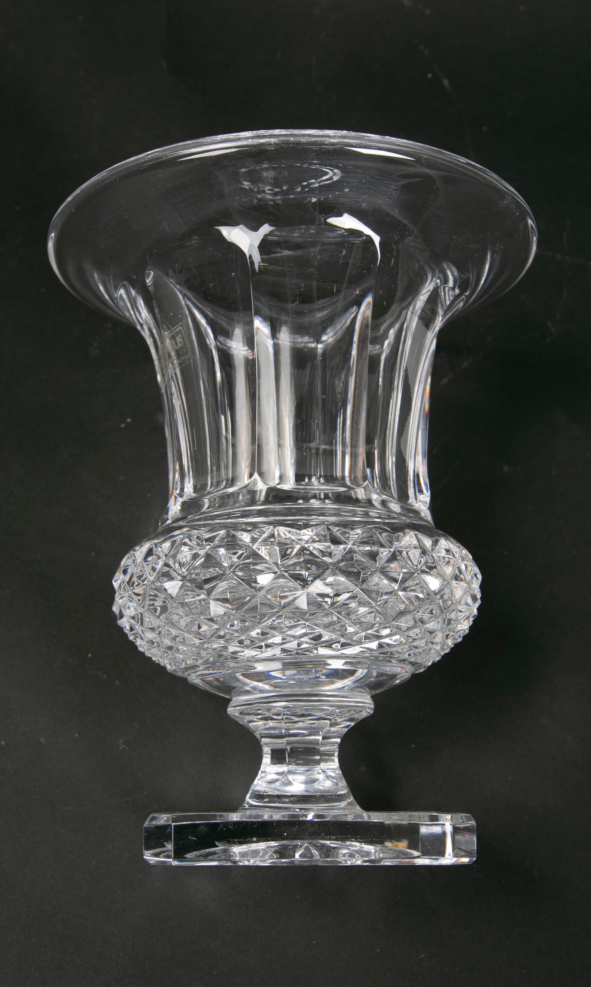 1980s French Hand-Carved Crystal Glass, Signed Cristal Louis, France For Sale 9