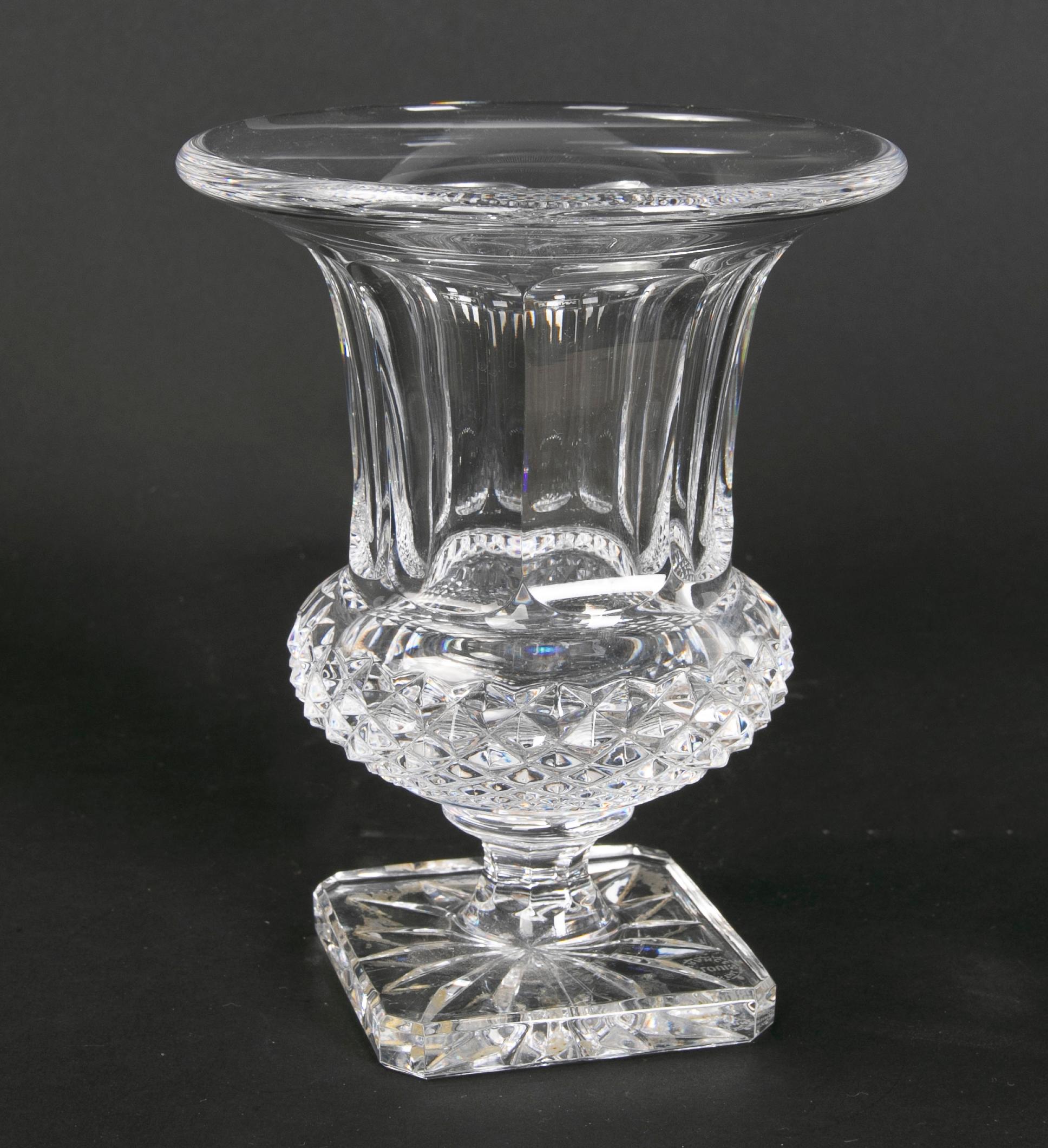 1980s French Hand-Carved Crystal Glass, Signed Cristal Louis, France In Good Condition For Sale In Marbella, ES