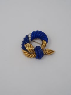 1980s French Lapis Lazuli, Diamond and 18 Karat Gold Wreath Brooch by S&Co