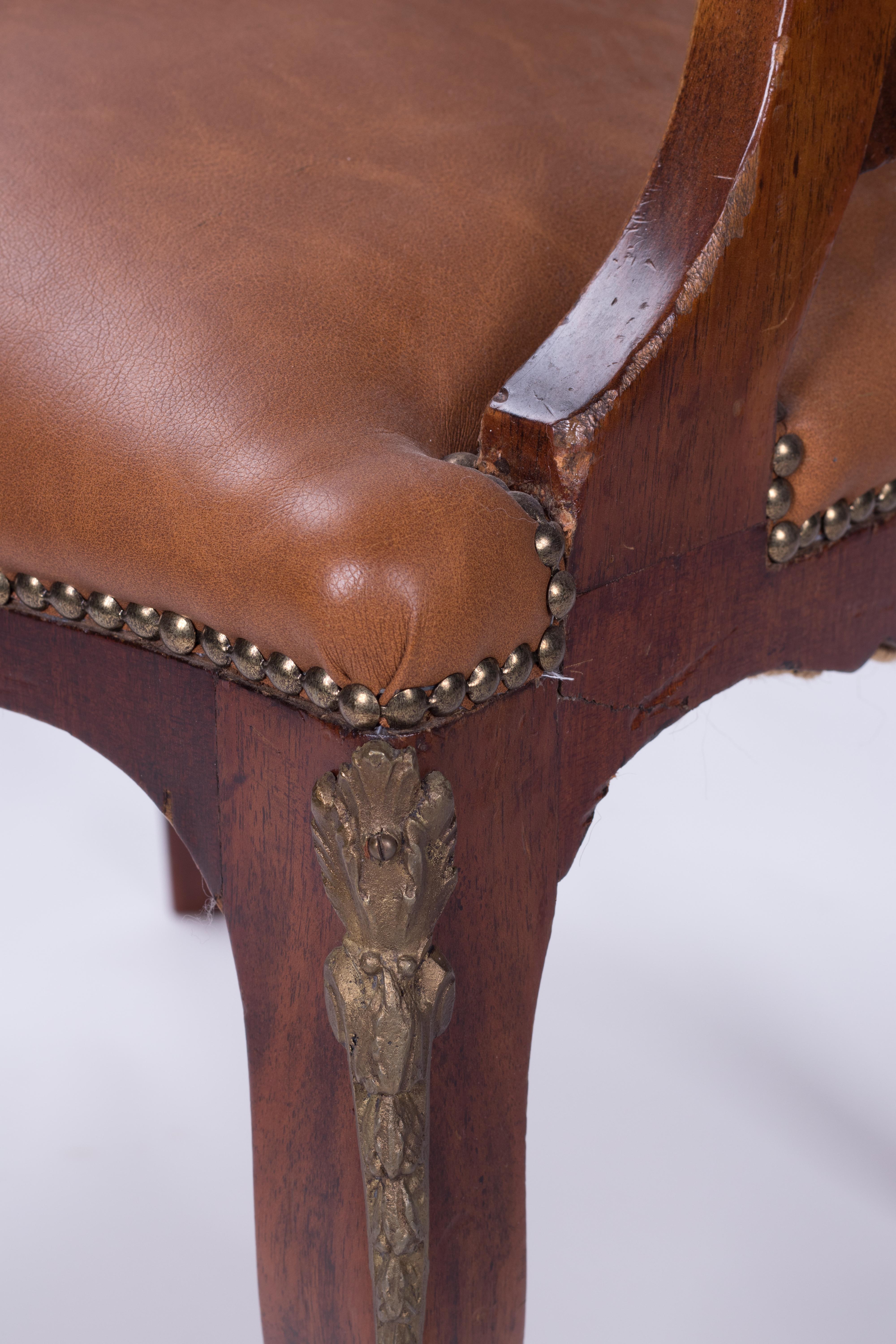 1980s French Leather Office Armchair with Brass Decorations 5