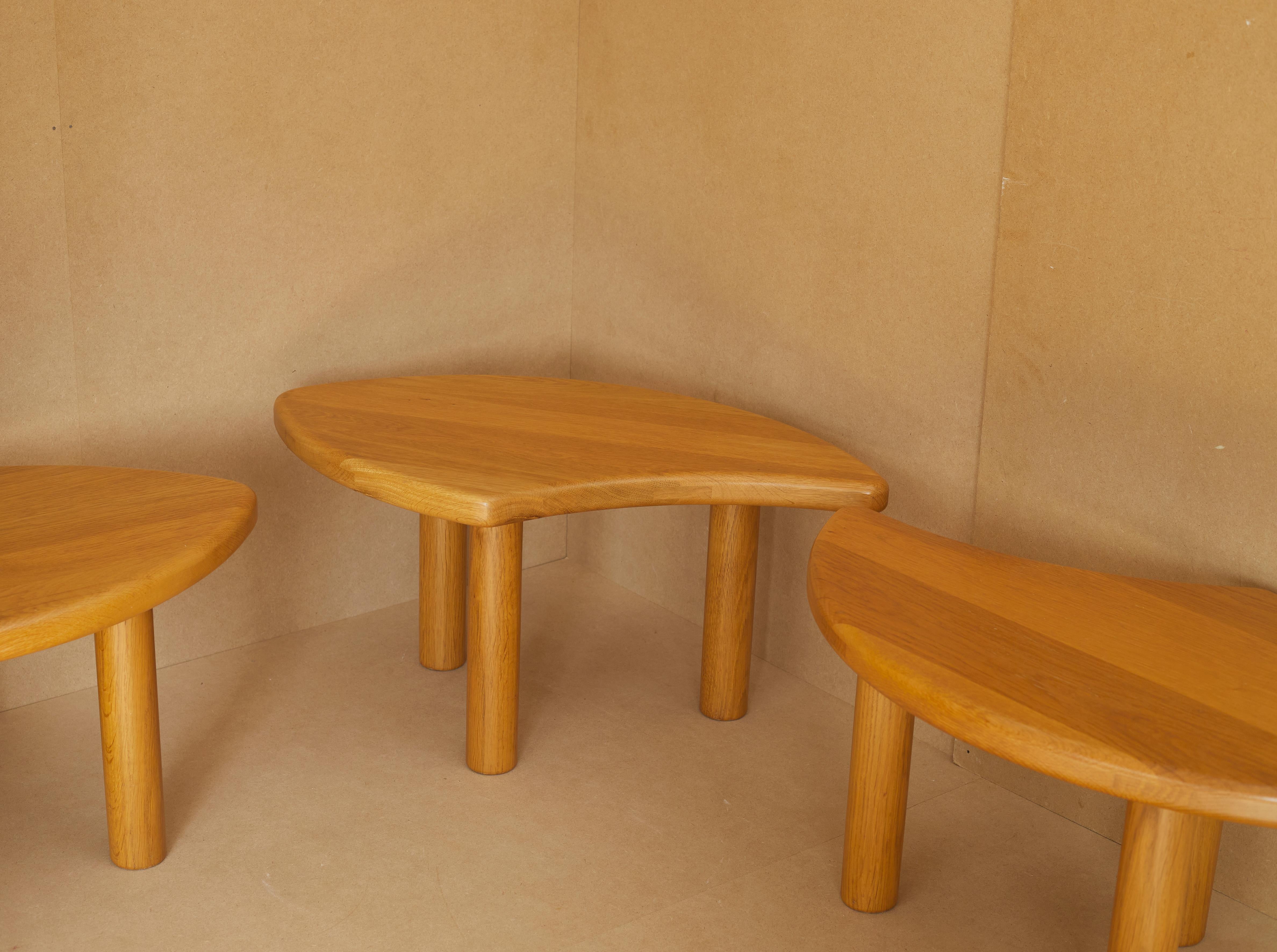 1980s French Limited, Made-to-order Solid Oak Modular Coffee Tables For Sale 4