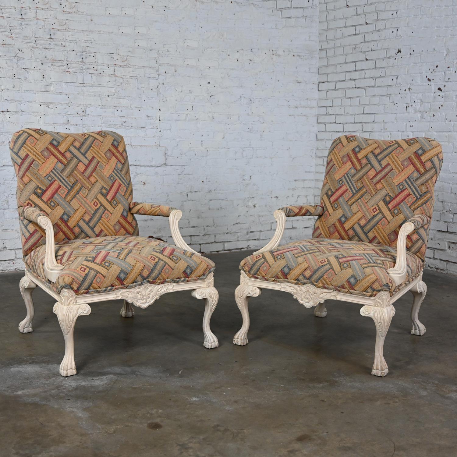 1980’s French Louis XV Style Fauteuil Armchairs Whitewashed Frames  For Sale 6