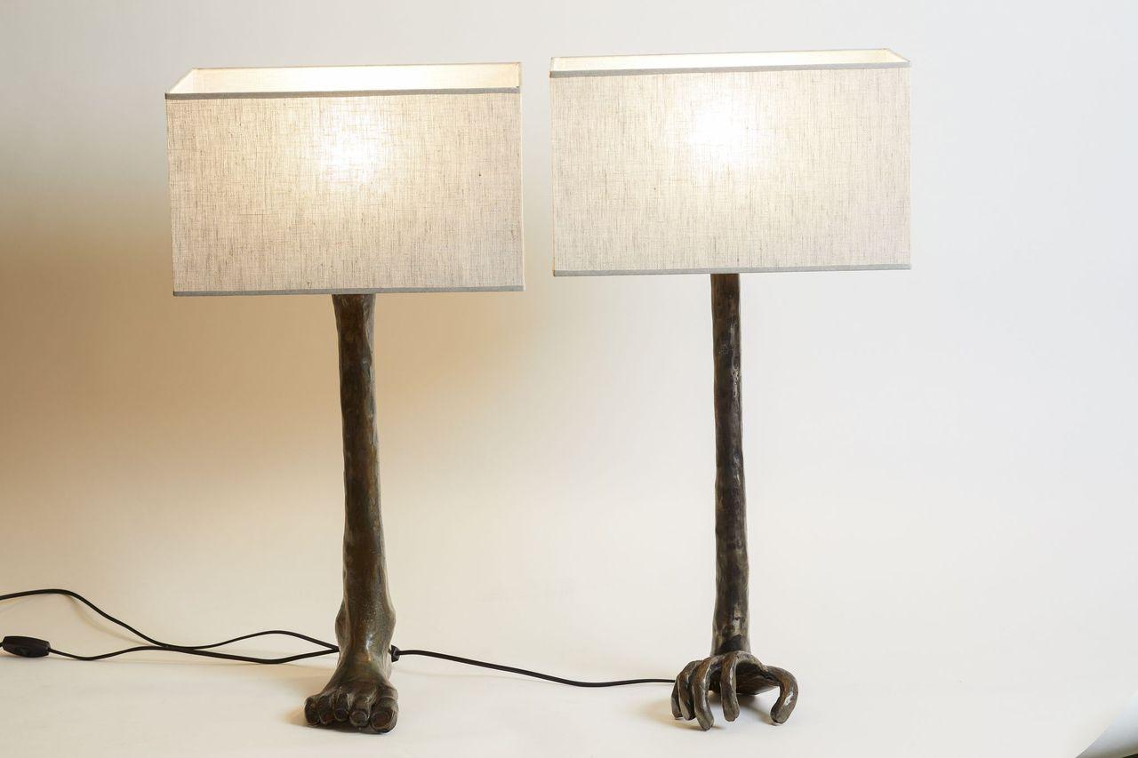 1980s French Unique Bronze Hand and Foot Design Signed Pair of Lamps In Good Condition In Aspen, CO