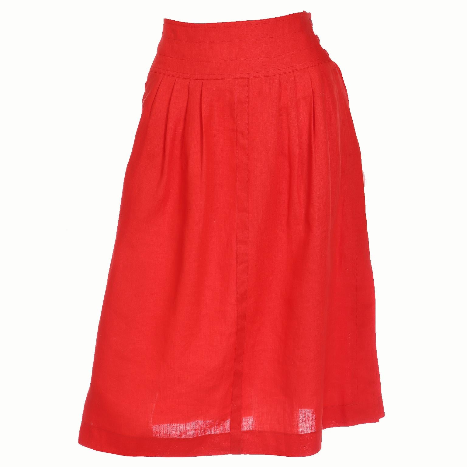 1980s G Gucci Tomato Red 100% Linen Vintage Skirt For Sale 5