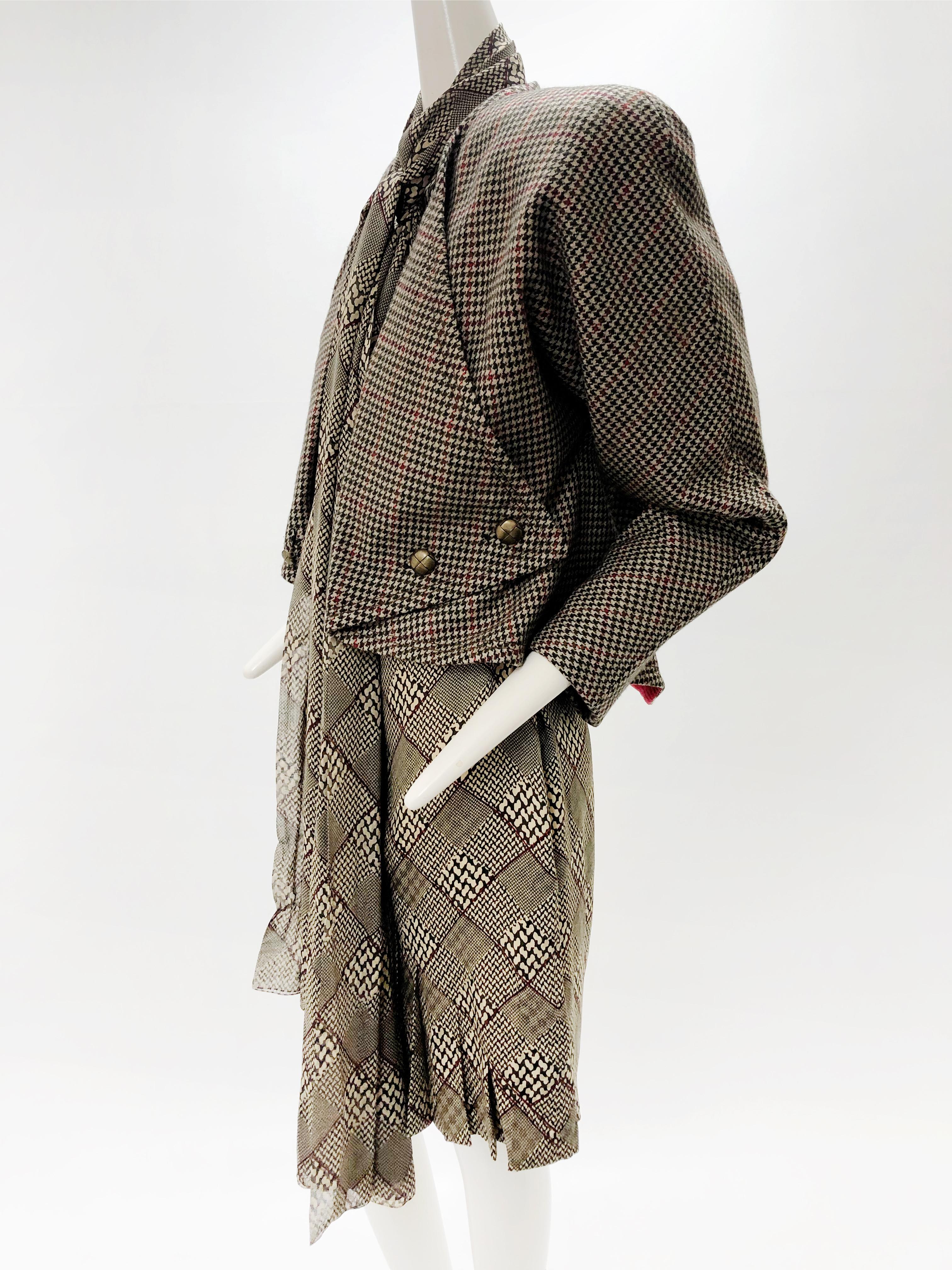 Galanos - Robe en soie à carreaux de dentelle de chien avec veste et écharpe assorties en laine, années 1980 en vente 8