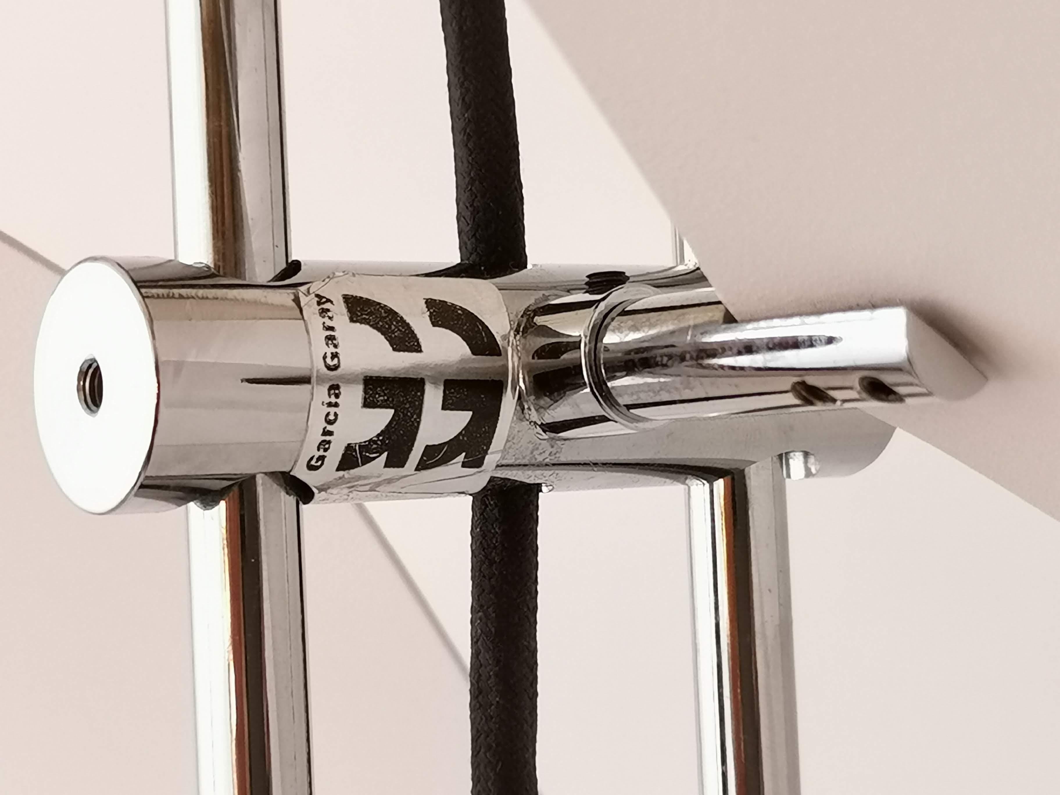 1980s Garcia Garay Wing Deflector Halogen Chandelier, Spain 4