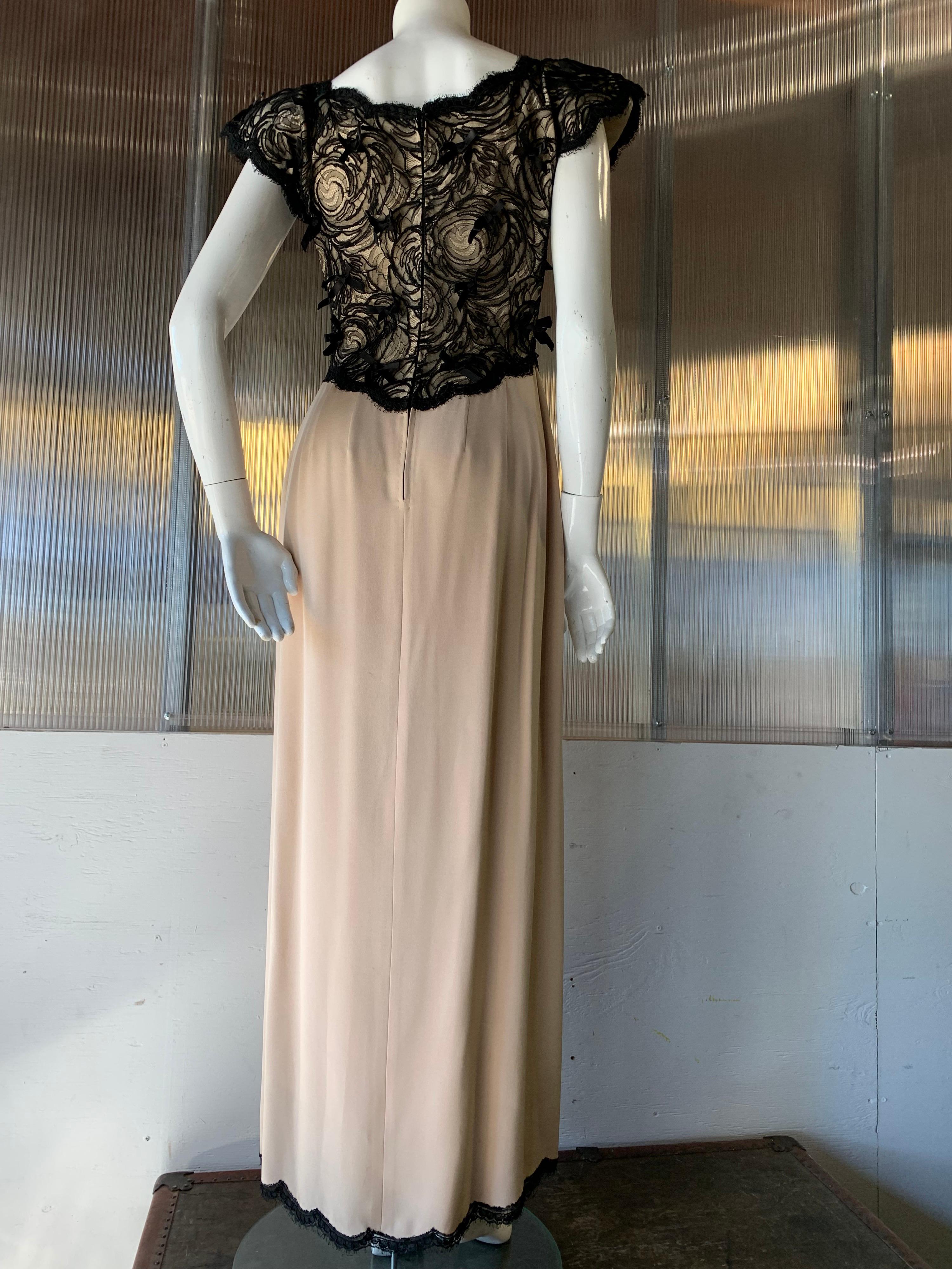 1980s Geoffrey Beene Black Lace & Cream Silk Gown W/ Exaggerated Shoulders  For Sale 2