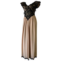 Vintage 1980s Geoffrey Beene Black Lace & Cream Silk Gown W/ Exaggerated Shoulders 