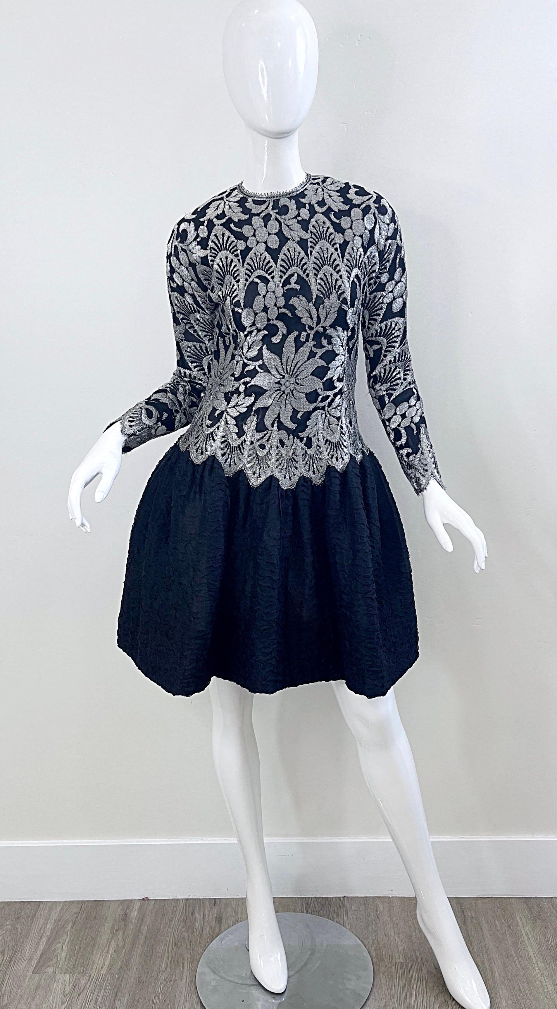 1980s Geoffrey Beene Size 6 Black Silver Silk Lace Vintage Log Sleeve 80s Dress For Sale 9