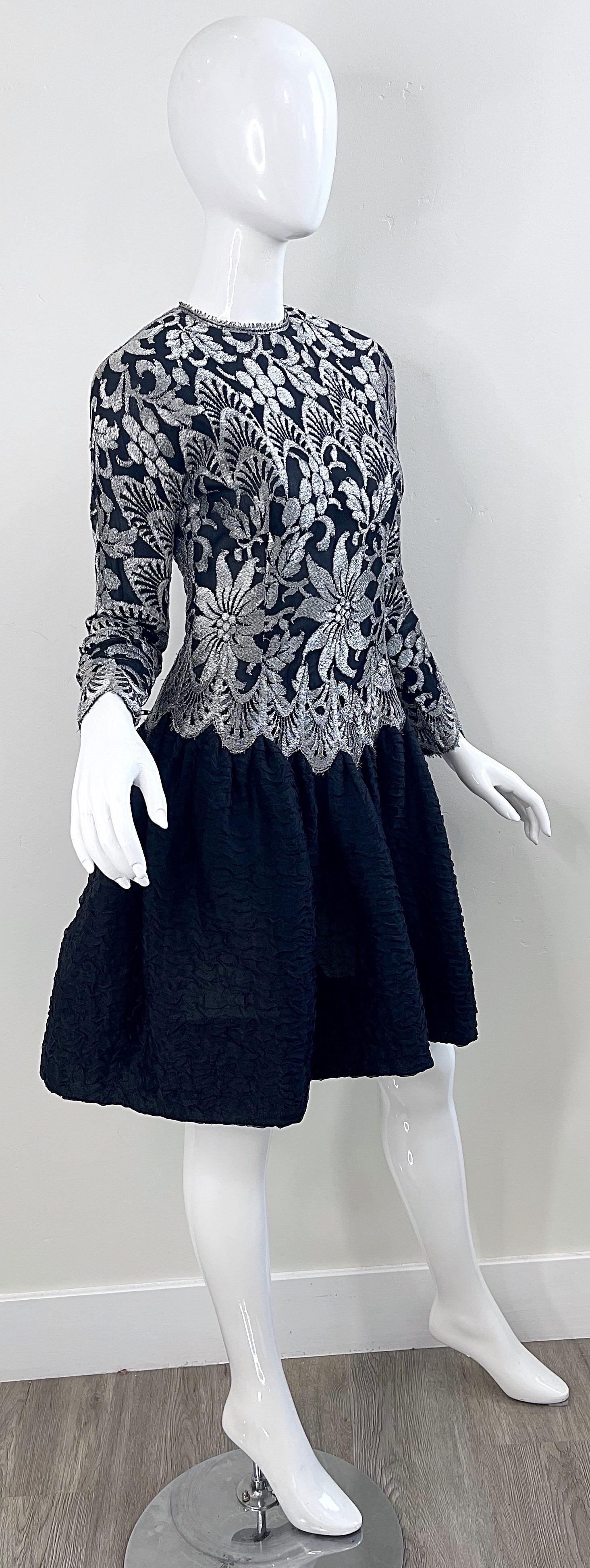 1980s Geoffrey Beene Size 6 Black Silver Silk Lace Vintage Log Sleeve 80s Dress For Sale 2