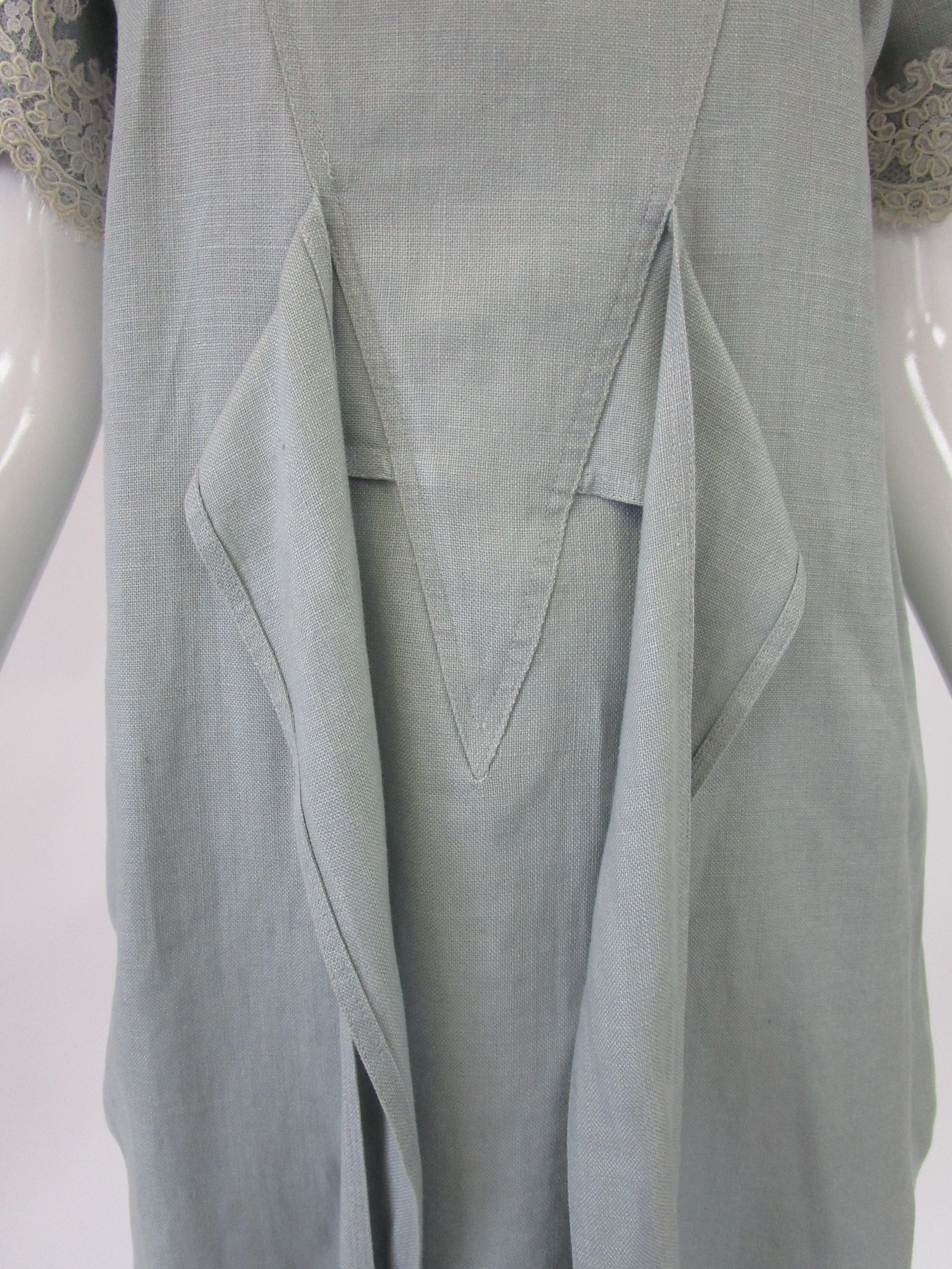 1980s Geoffrey Beene Slate Blue Linen & Lace Dress For Sale 8