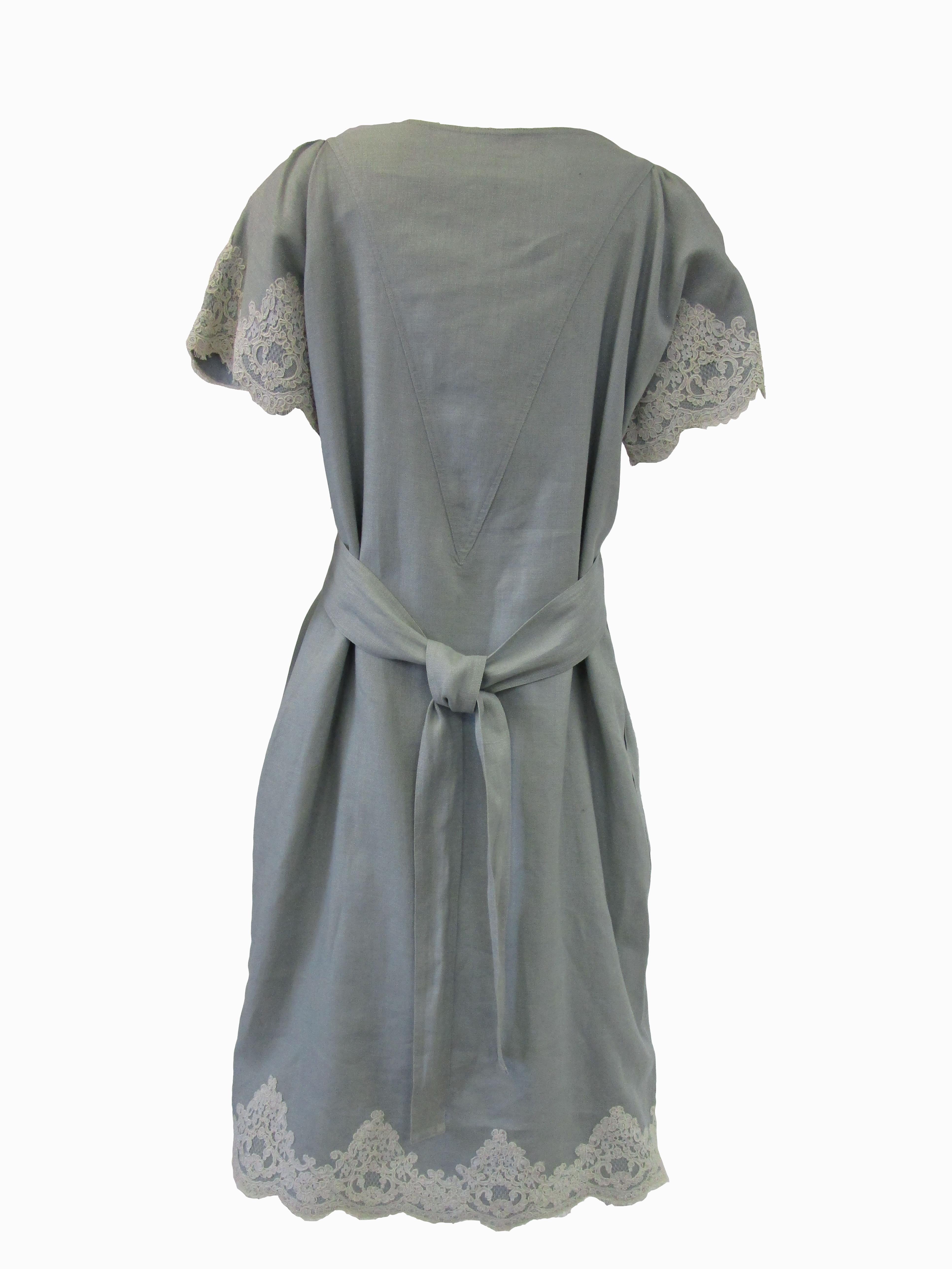 1980s Geoffrey Beene Slate Blue Linen & Lace Dress For Sale 1