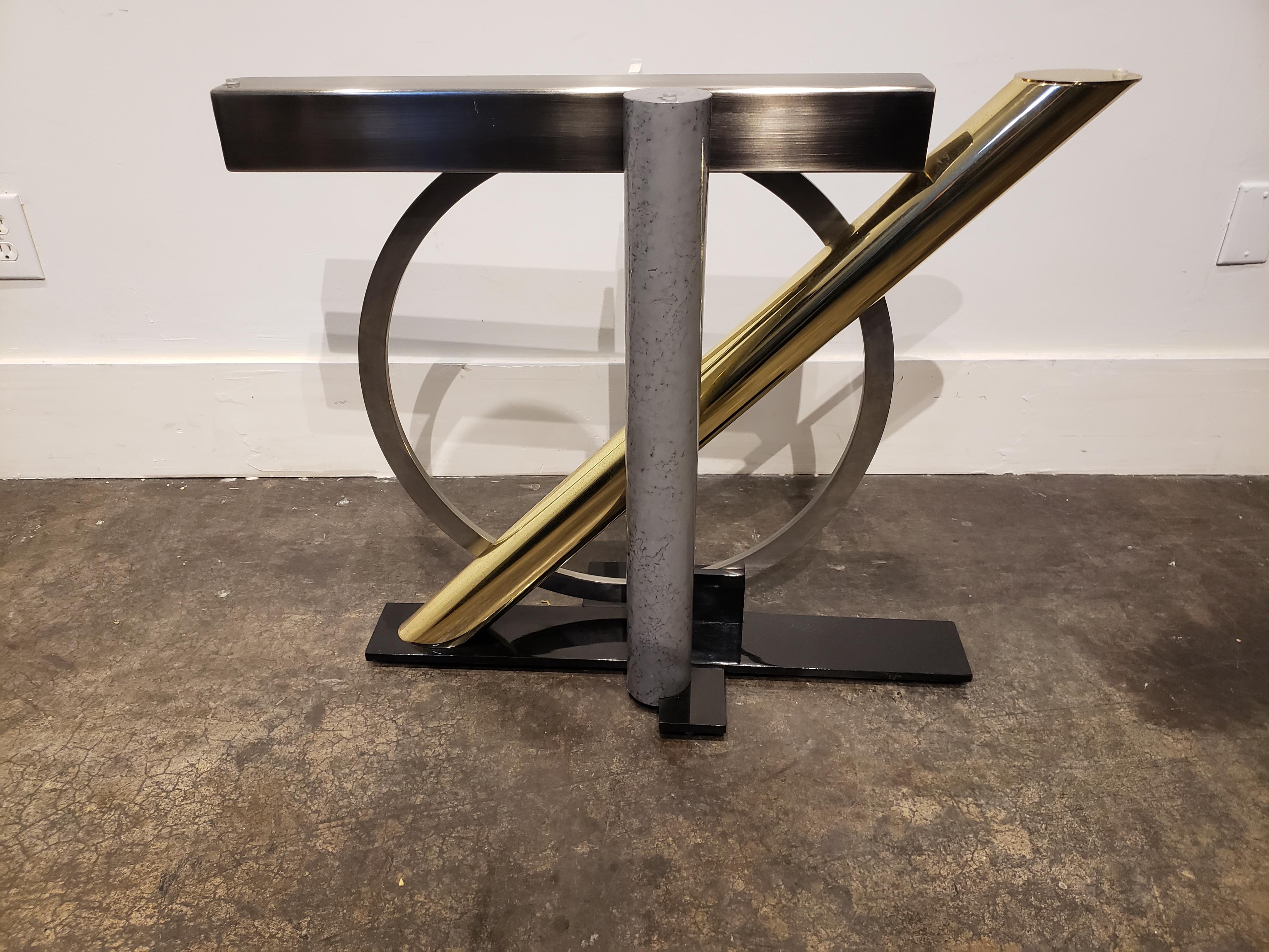 Steel 1980s Geometric Metal and Glass Memphis Style Console Table by Kaizo Oto for DIA For Sale