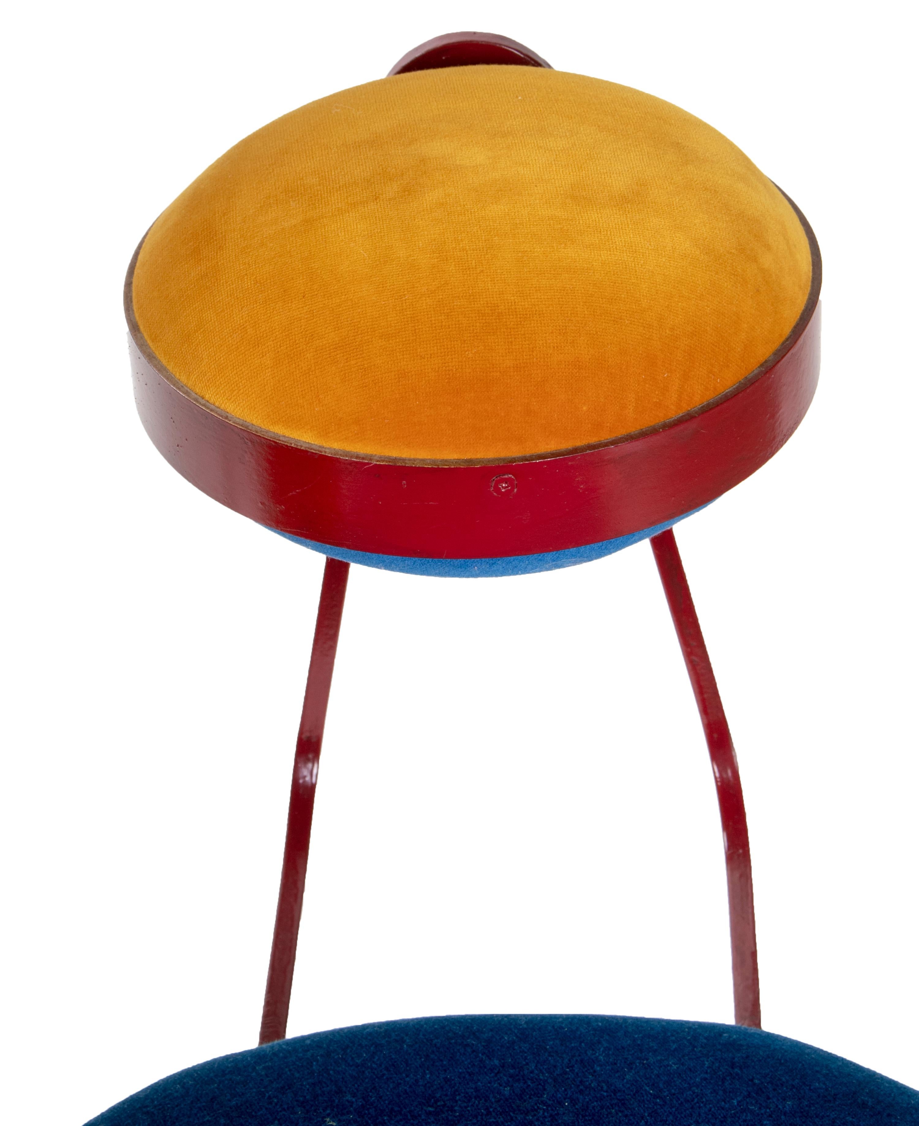 chaise à haut dossier en fer rembourrée de conception abstraite allemande des années 1980 en vente 4