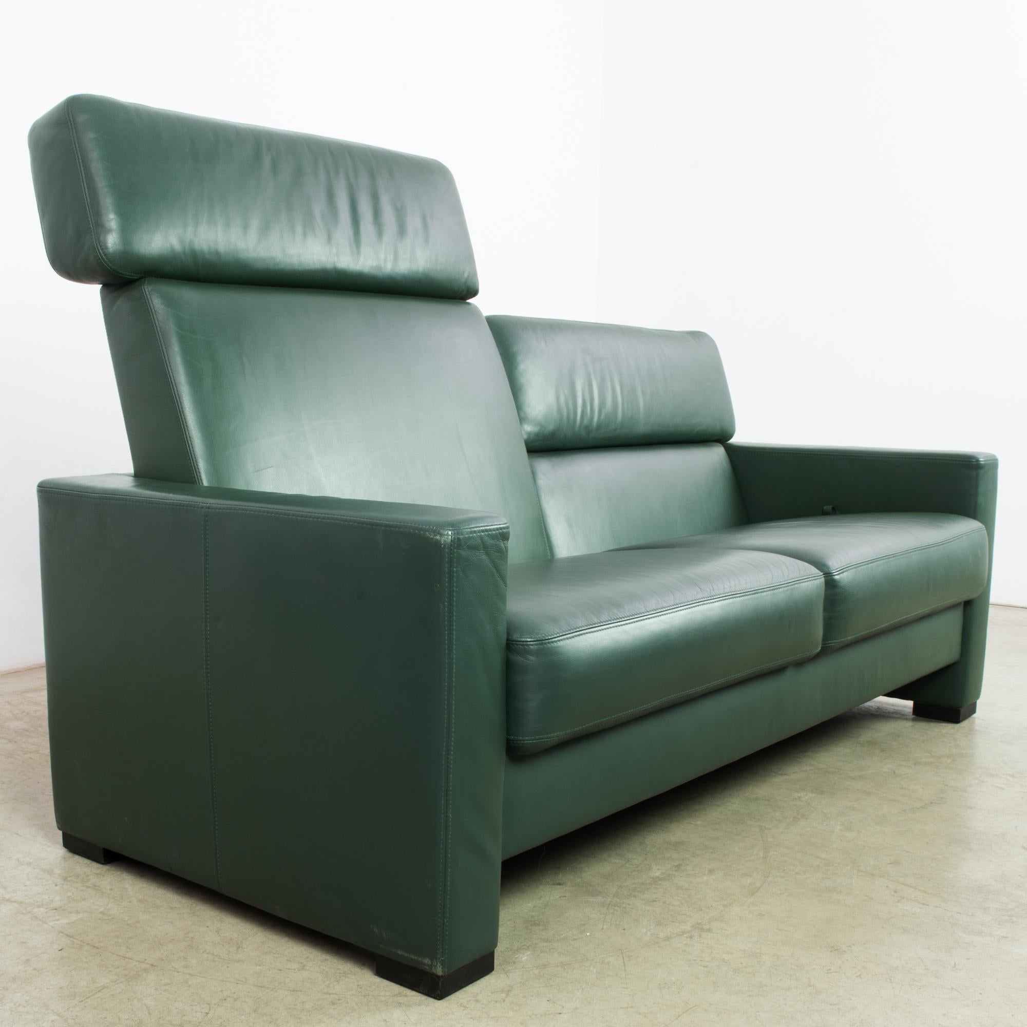 1980s German Leather Sofa by Brühl 10