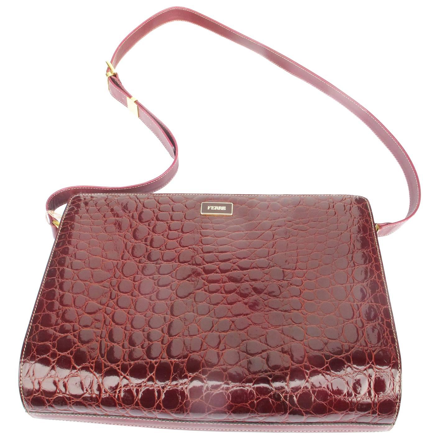 1980'S Gian Franco Ferre leather structured shoulder bag. For Sale