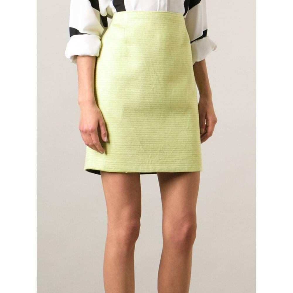 Gianfranco Ferrè lime cotton high waist skirt with, on the back side, an invisible zip and a 6 cm rear central vent.

Size: 40 IT

Flat measurements
Height: 47 cm
Waist: 39 cm

Product code: A5255

Composition: 100% Cotton

Made in: