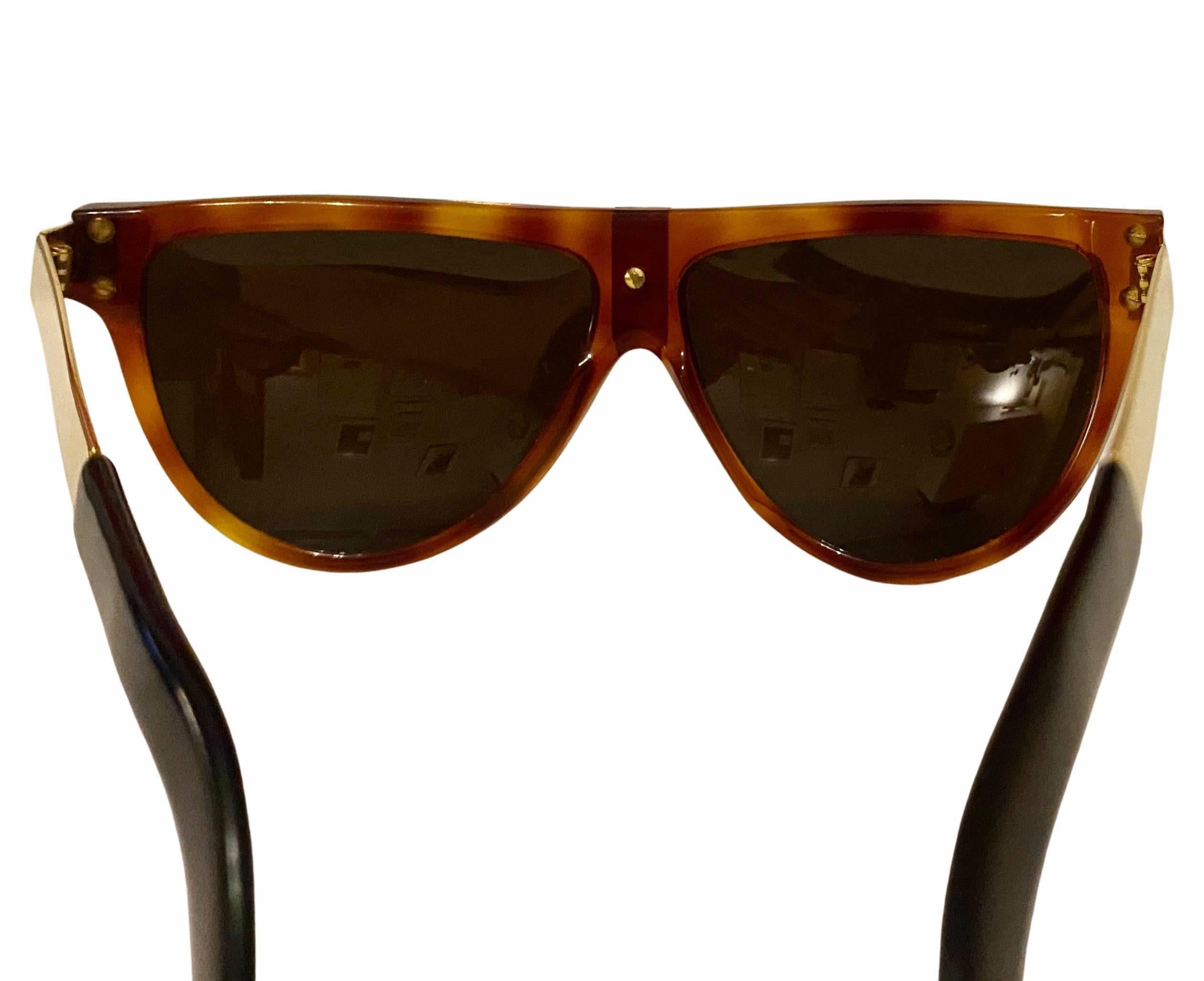 1980S Gianfranco Ferre Tortoise Frame Sunglasses In Good Condition For Sale In London, GB
