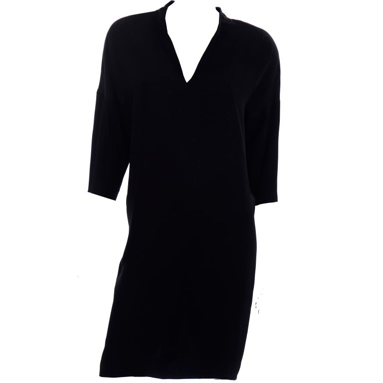 1980s Gianfranco Ferre Vintage Black Crepe Dress with Low V Back & Gold Buckle For Sale 5