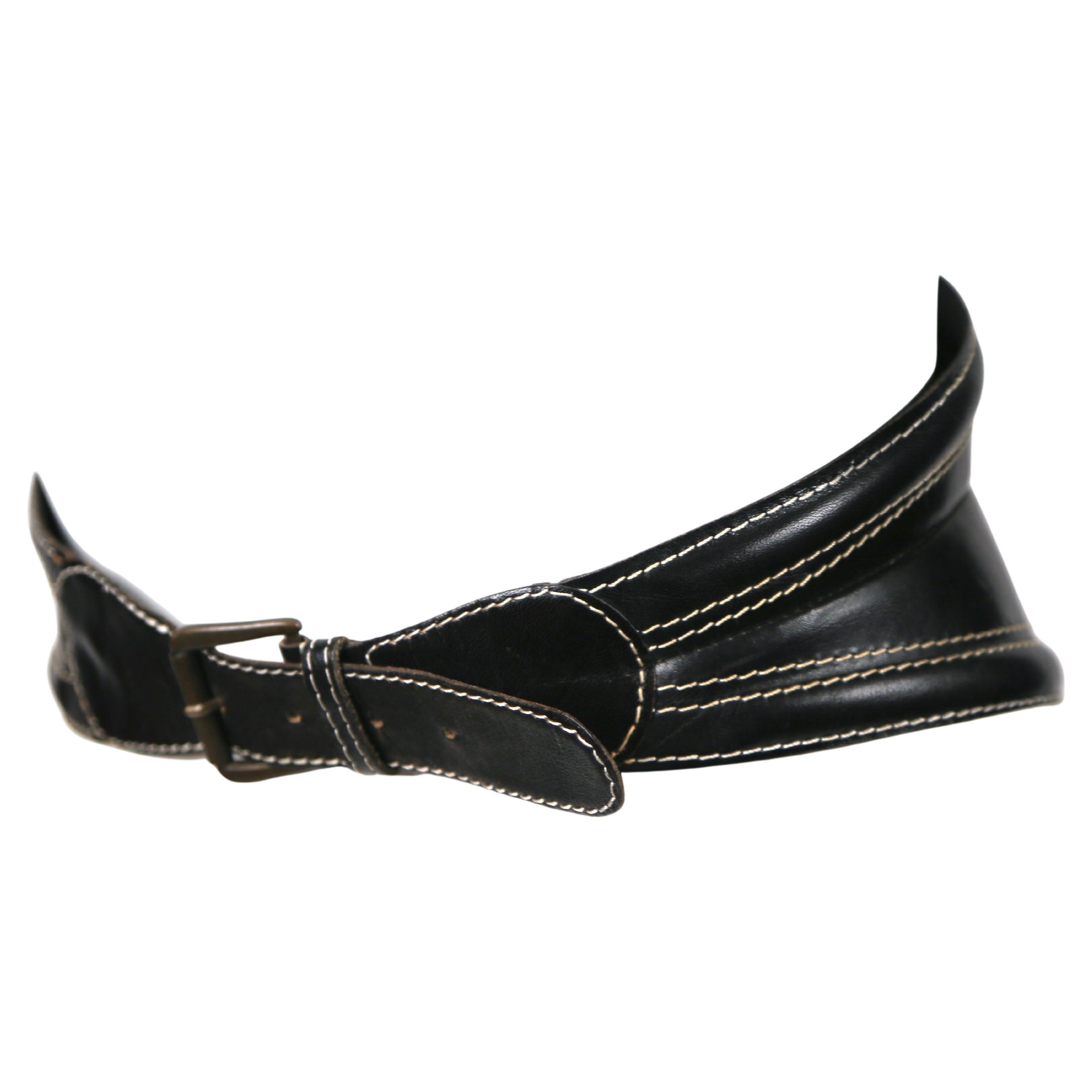 1980's GIANFRANCO FERRE wide black leather belt with top-stitching In Good Condition For Sale In San Fransisco, CA