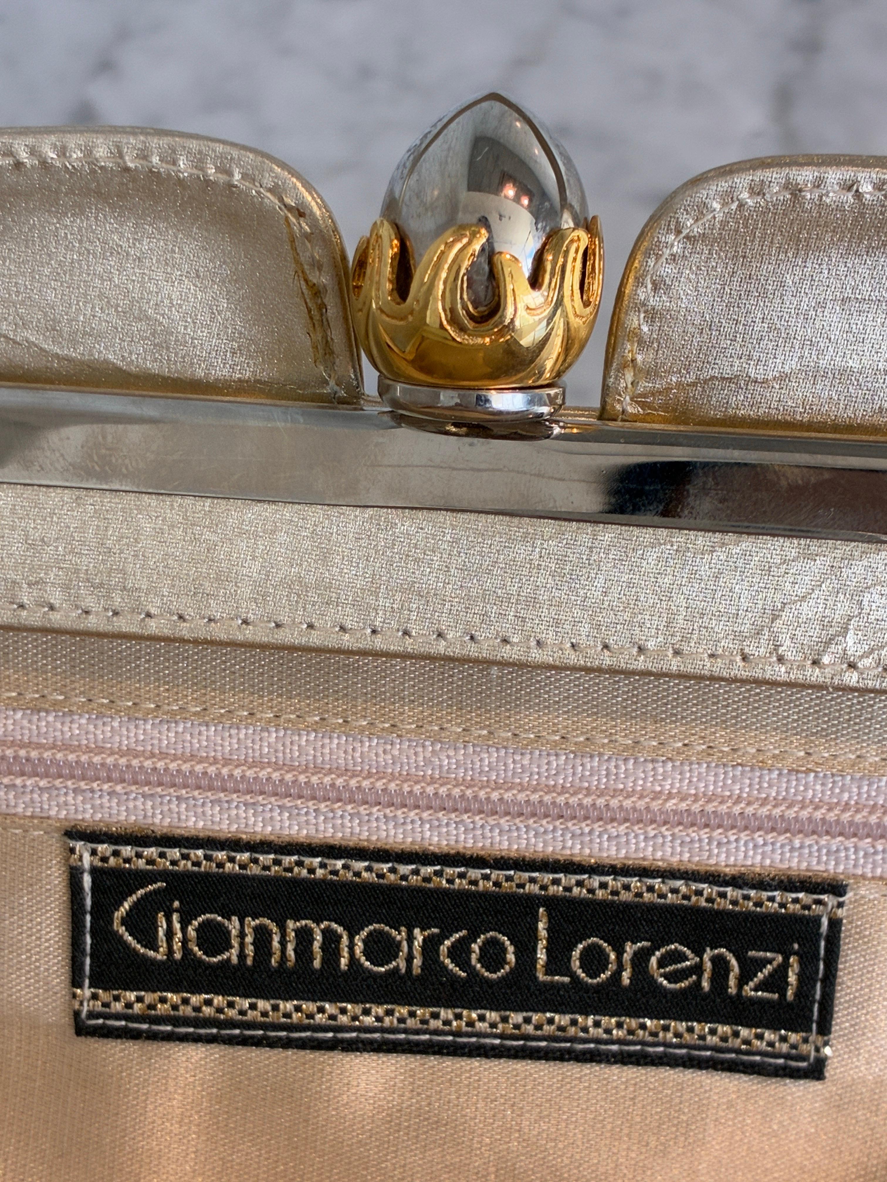 Donna Borsa in oro anni '80 di Gianmarco Lorenzi in vendita