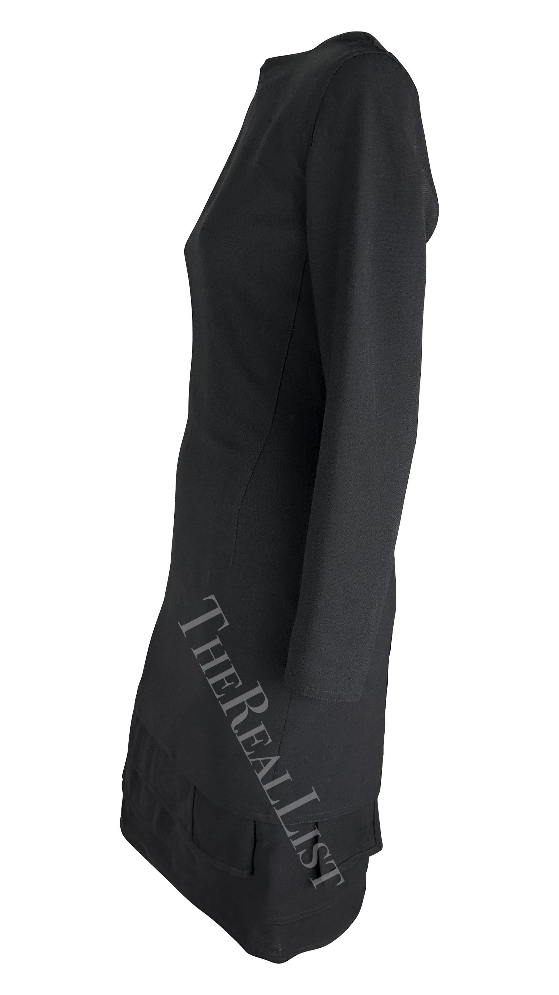 Noir 1980s Gianni Versace Black Tiered Hem Long Sleeve Dress en vente