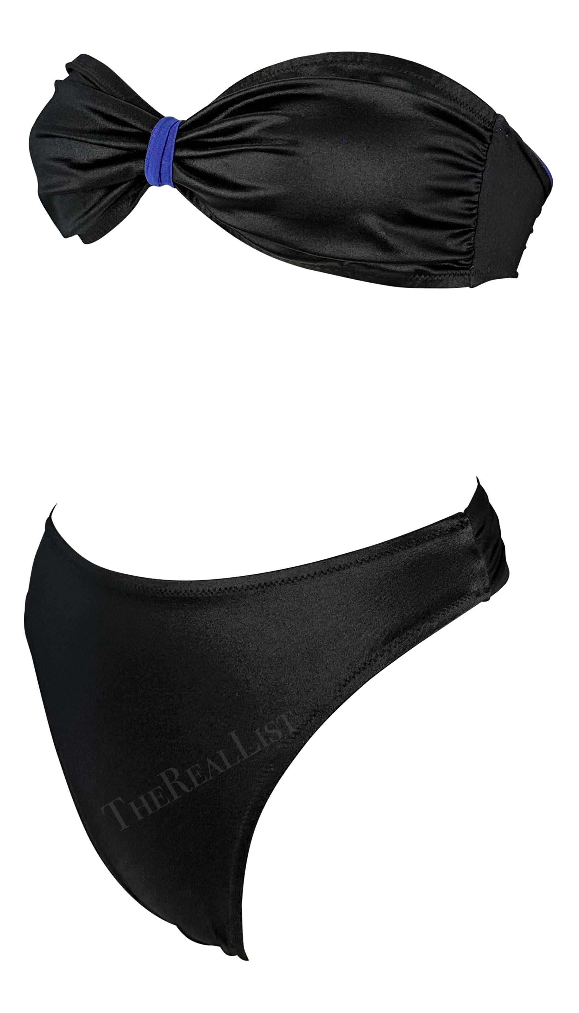 Women's 1980s Gianni Versace Blue Black Wrap Tie Strapless Two-Piece Bikini Swimsuit For Sale