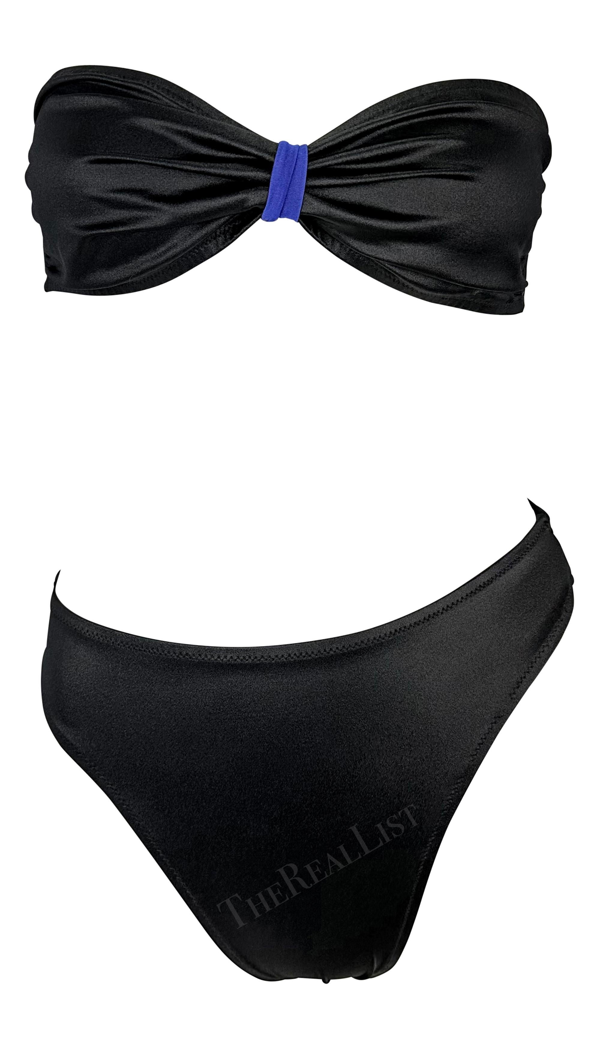 Women's 1980s Gianni Versace Blue Black Wrap Tie Strapless Two-Piece Bikini Swimsuit For Sale