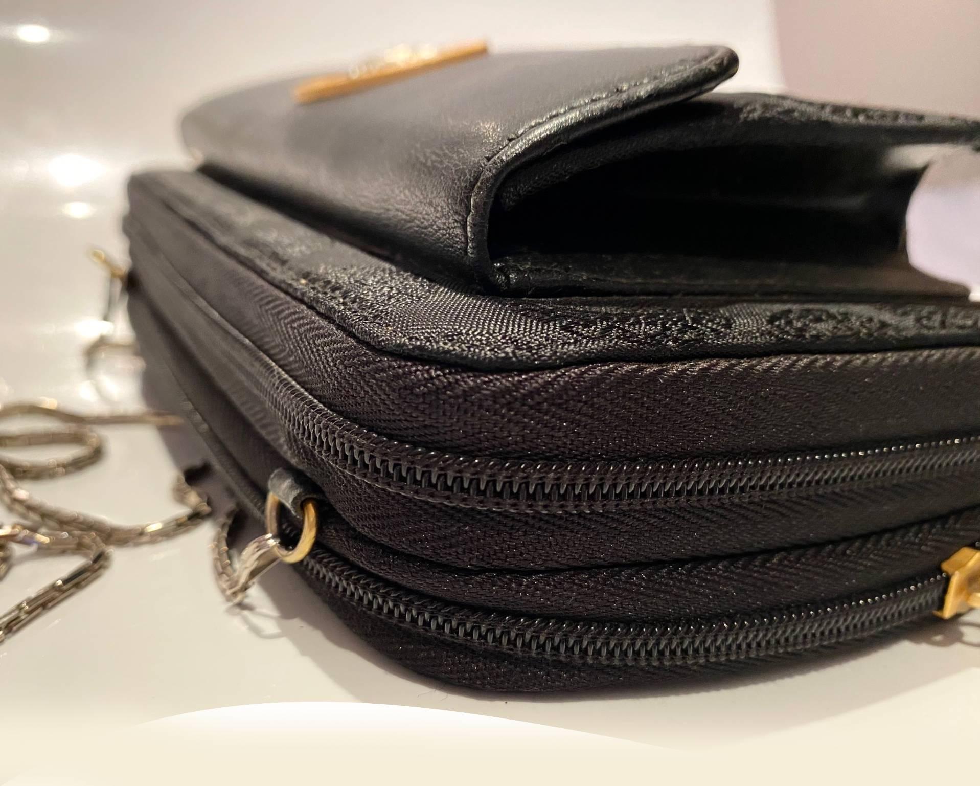  1980s Versace Jeans Couture Medusa Logo Leather Cloth Shoulder Bag 4