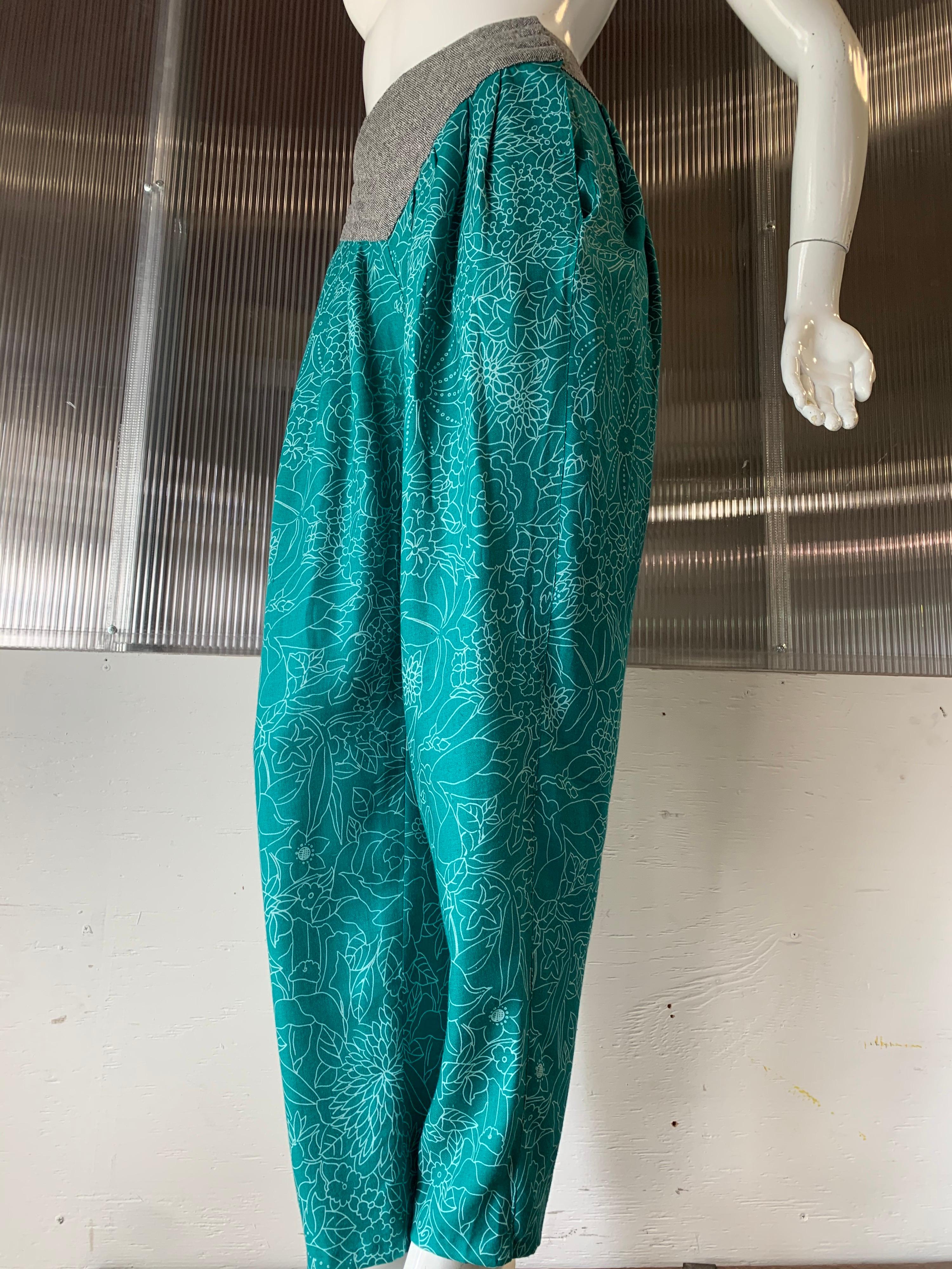 1980s Gianni Versace Harem Pants in Teal & White Floral Print & Trapunto Waist In Excellent Condition In Gresham, OR