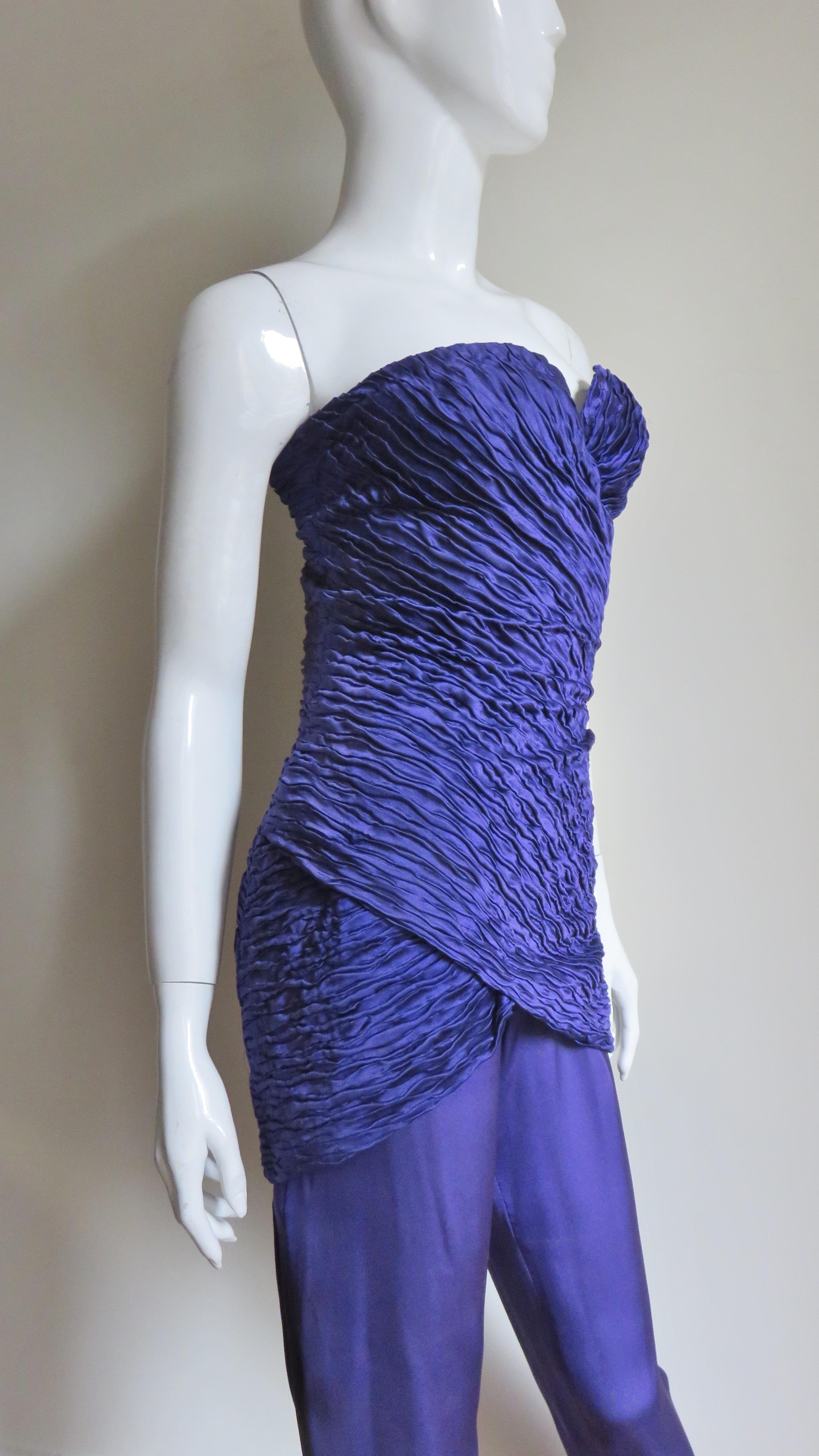 Gianni Versace Silk Strapless Jumpsuit 1980s In Good Condition For Sale In Water Mill, NY
