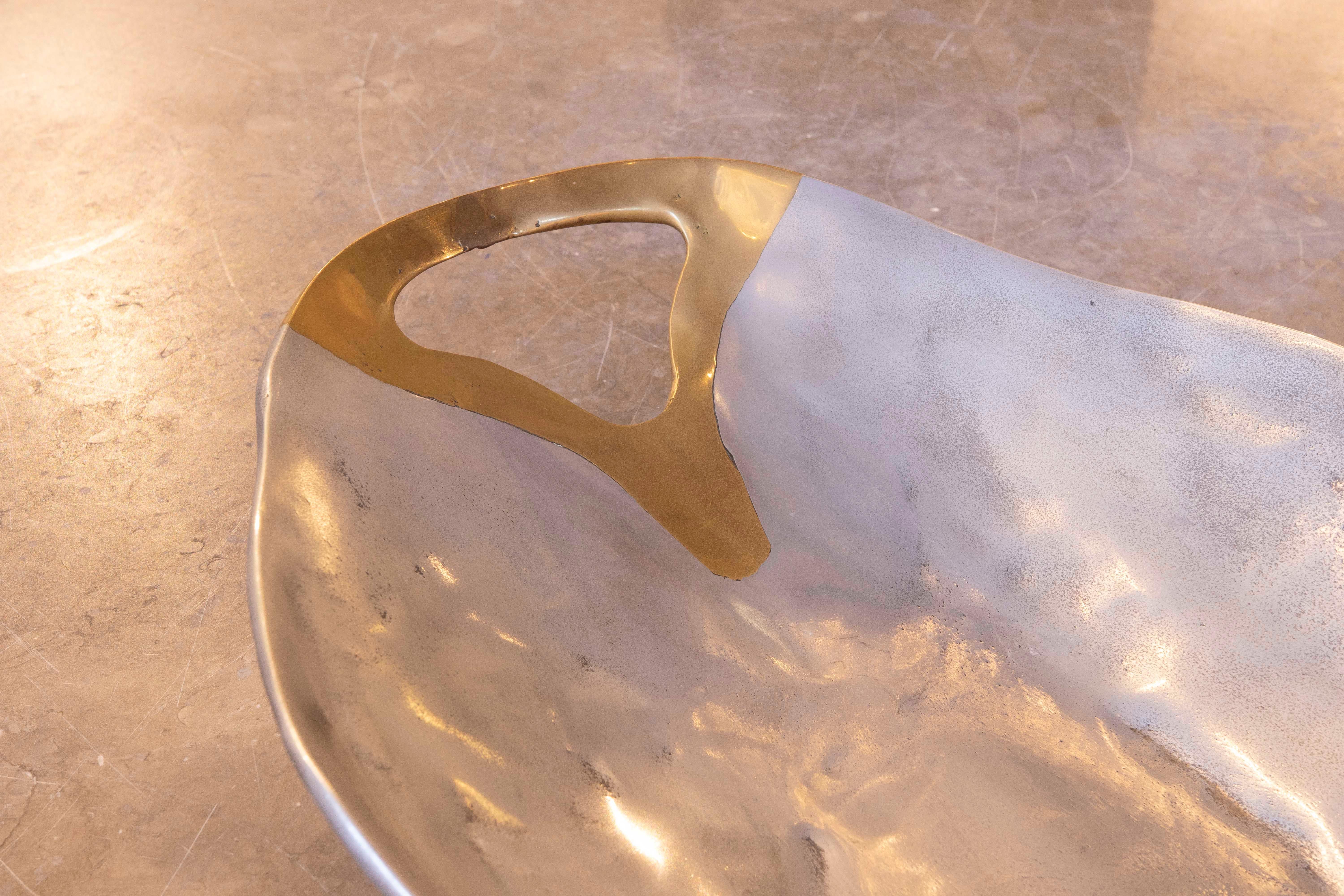Plateau en bronze doré et plaqué argent de l'artiste David Marshall des années 1980 en vente 3