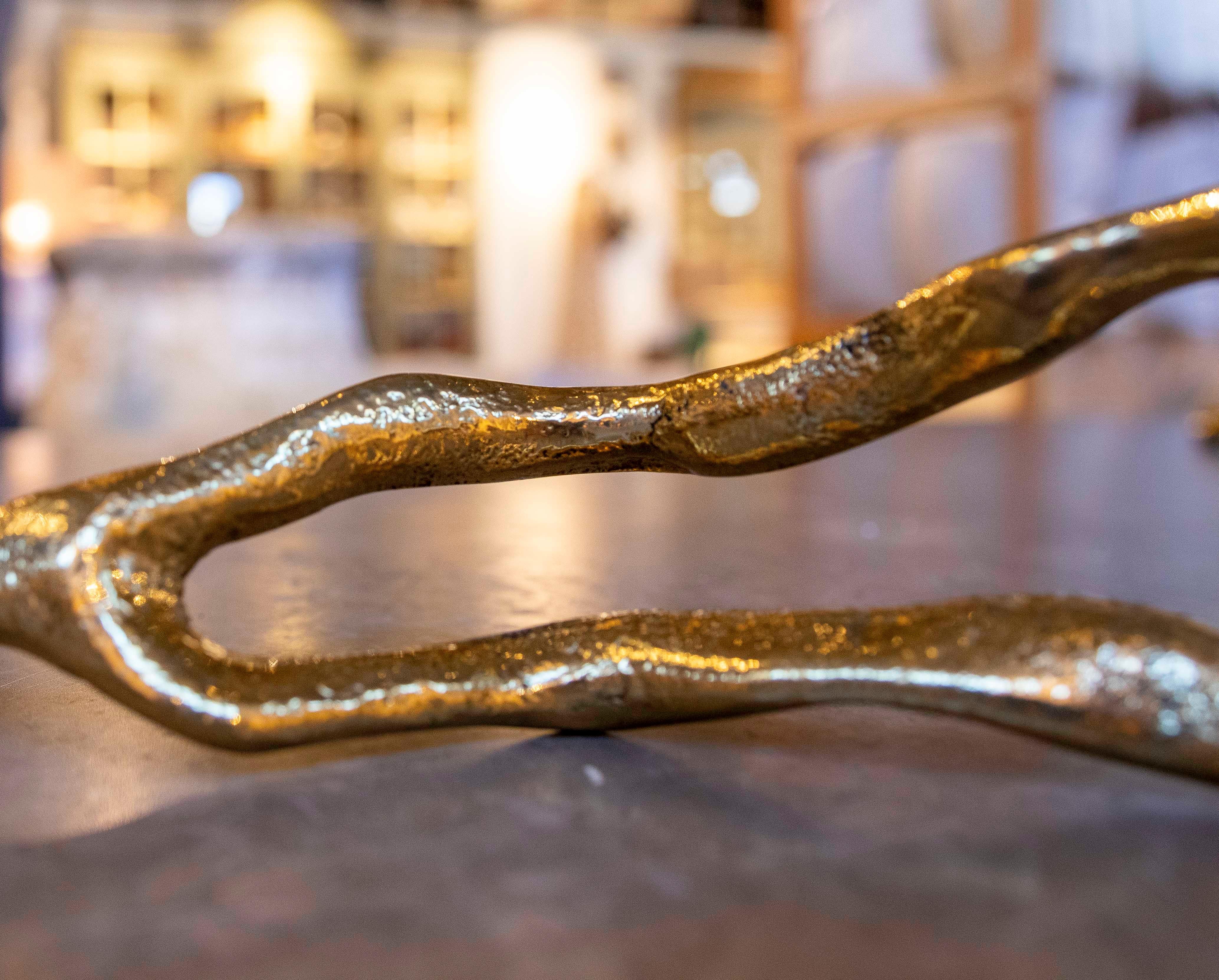 Appendiabiti in bronzo dorato degli anni '80 dell'artista David Marshall in vendita 2