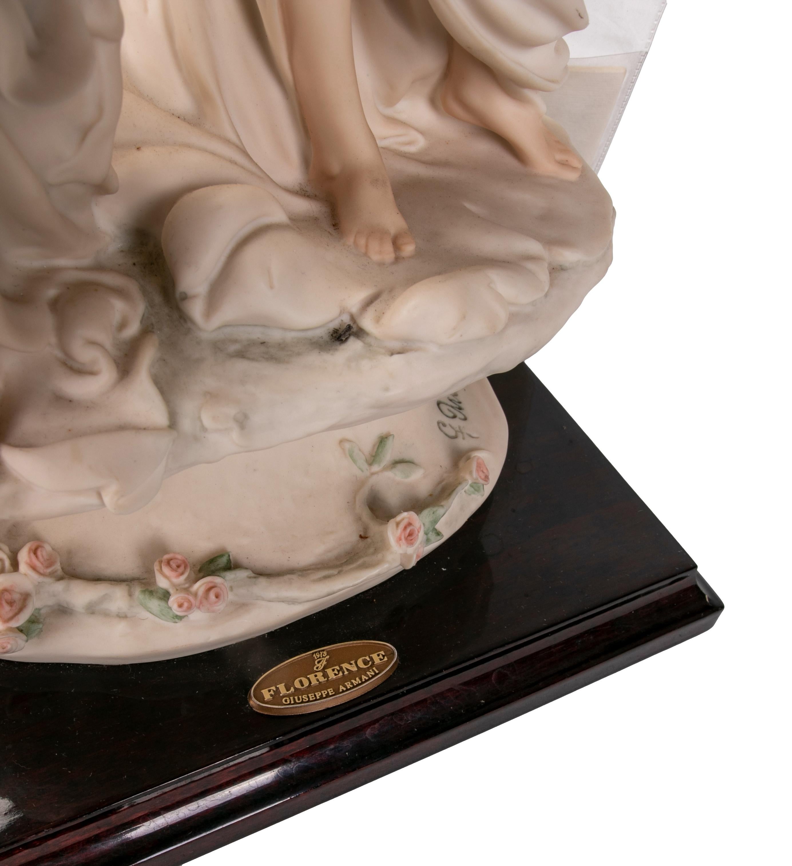 1980s Giuseppe Armani Lady Porcelain Figurine For Sale 8