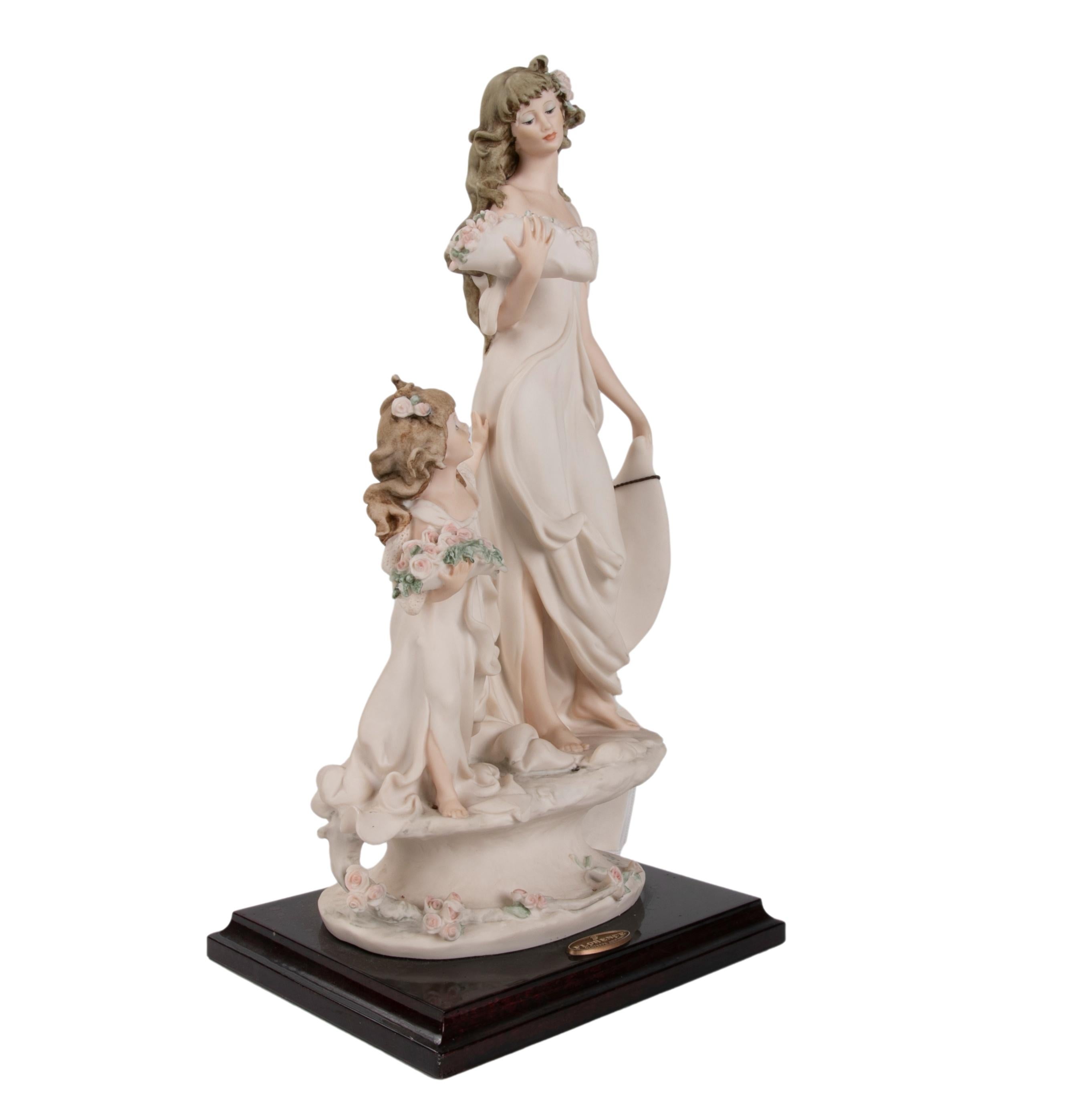 1980s Giuseppe Armani Lady Porcelain Figurine For Sale 1