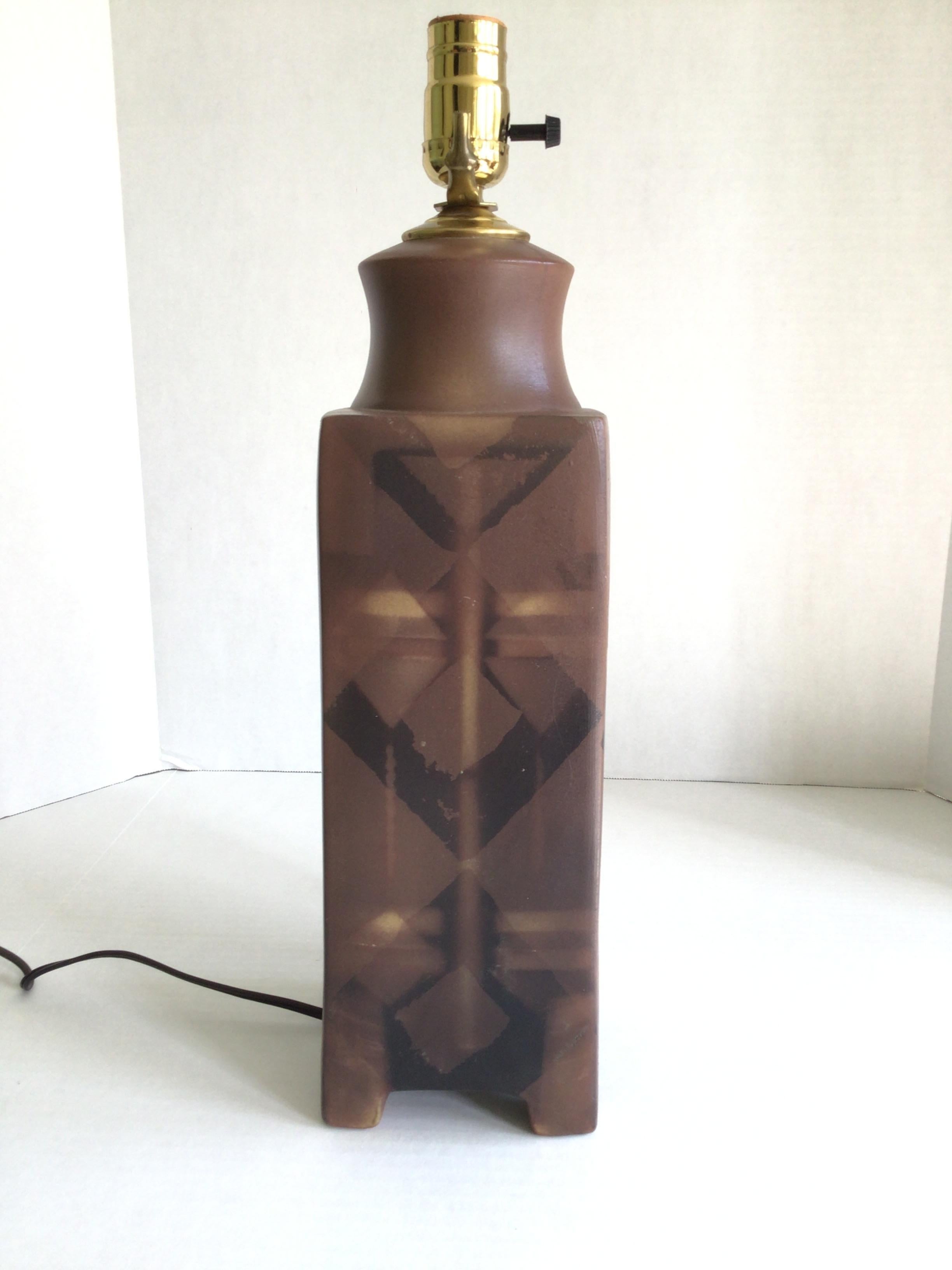 1980s Glazed Ceramic Table Lamp In Good Condition For Sale In Tarrytown, NY