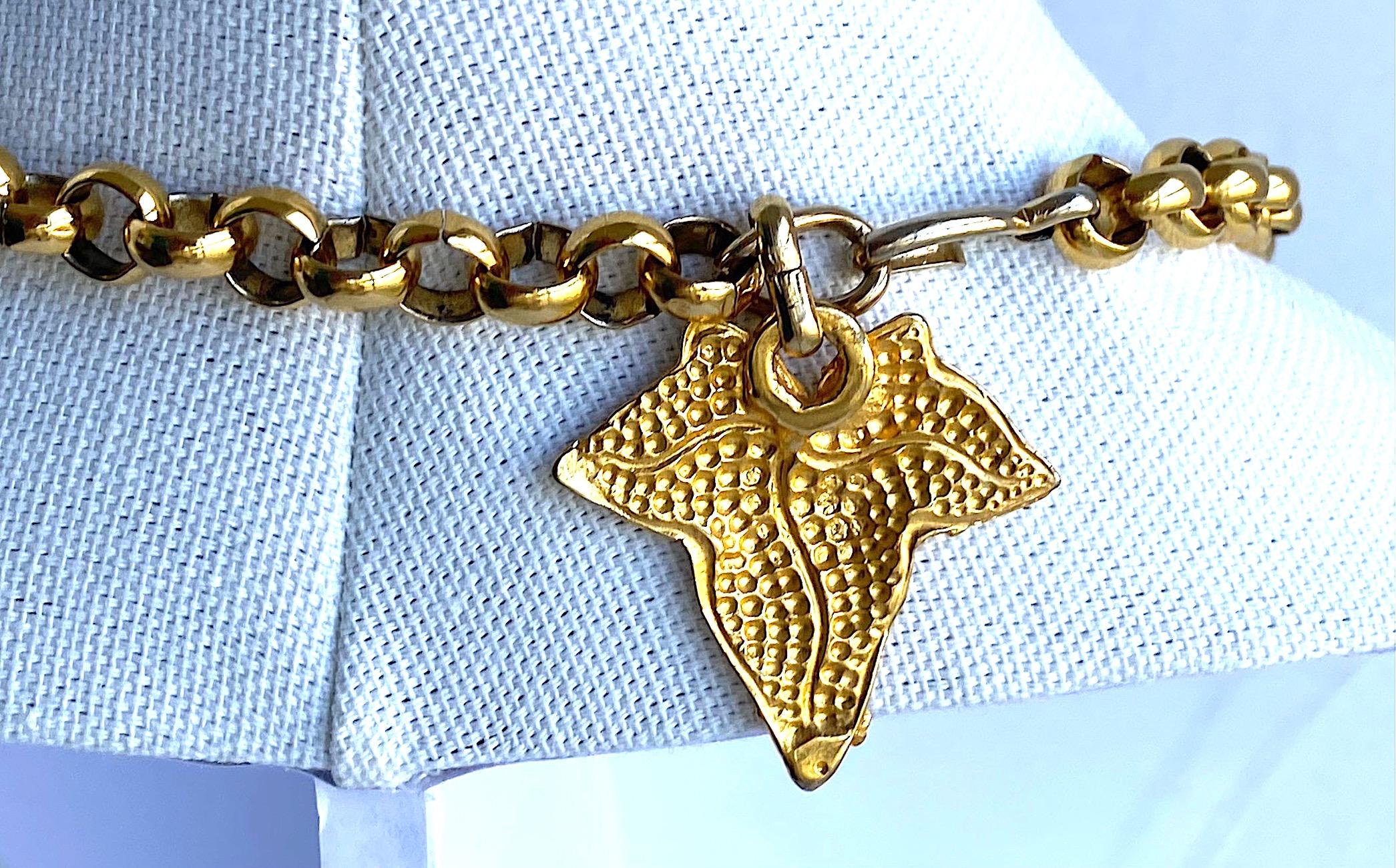 1980s Gold & Crystal Ivy Leaf Pendant Statement Necklace For Sale 2