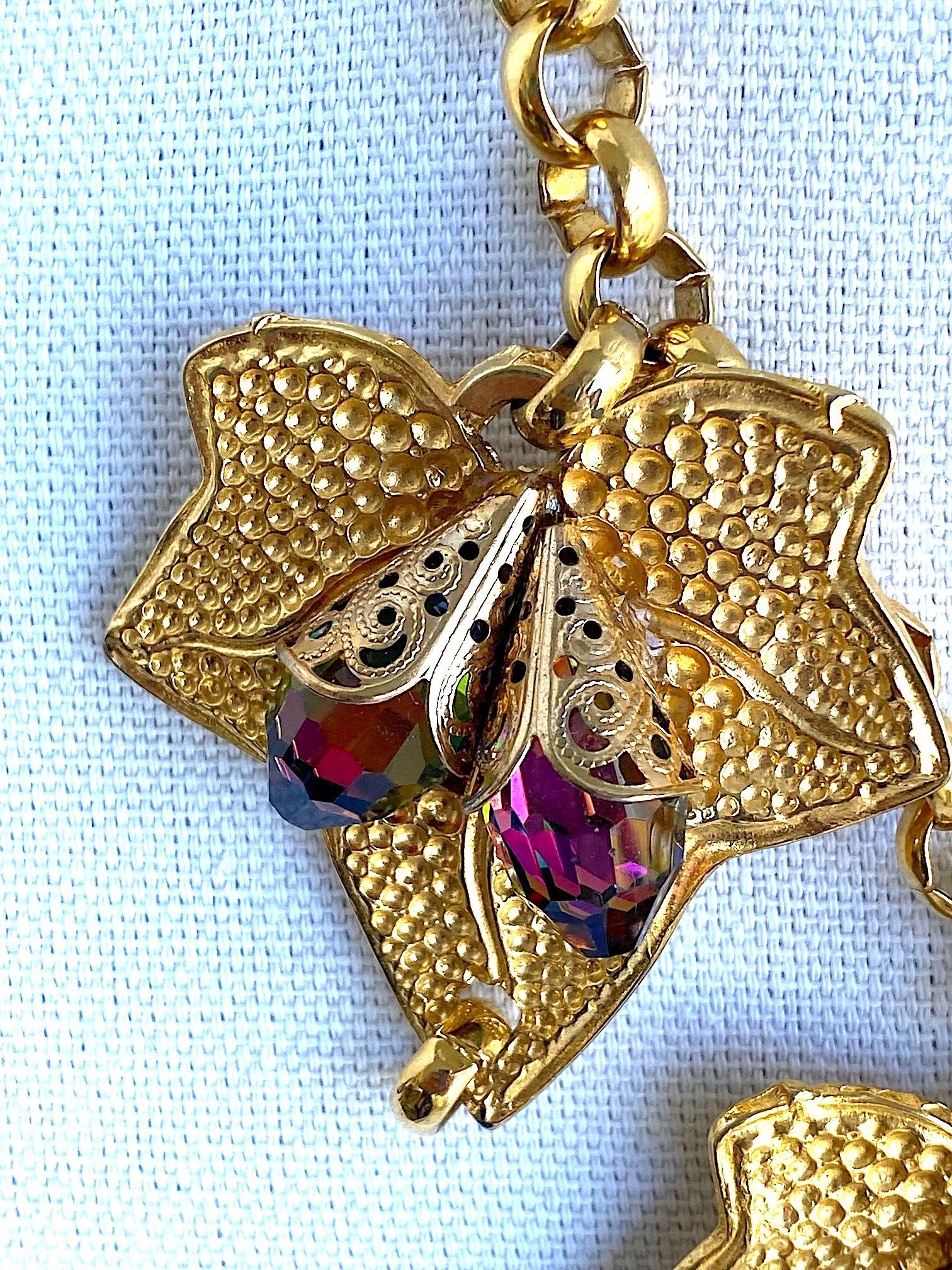 Women's 1980s Gold & Crystal Ivy Leaf Pendant Statement Necklace For Sale