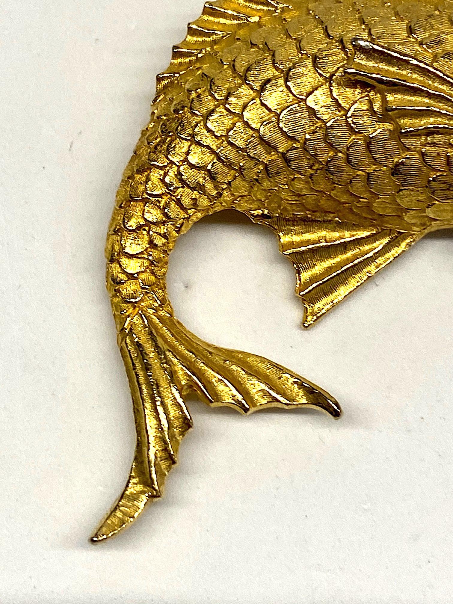 1980s Gold with Green Cabochon Eyes Fish Brooch 1