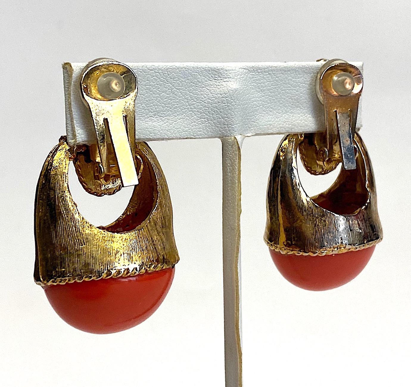 Women's 1980s Gold with Large Coral Cabochon Pendant Earrings