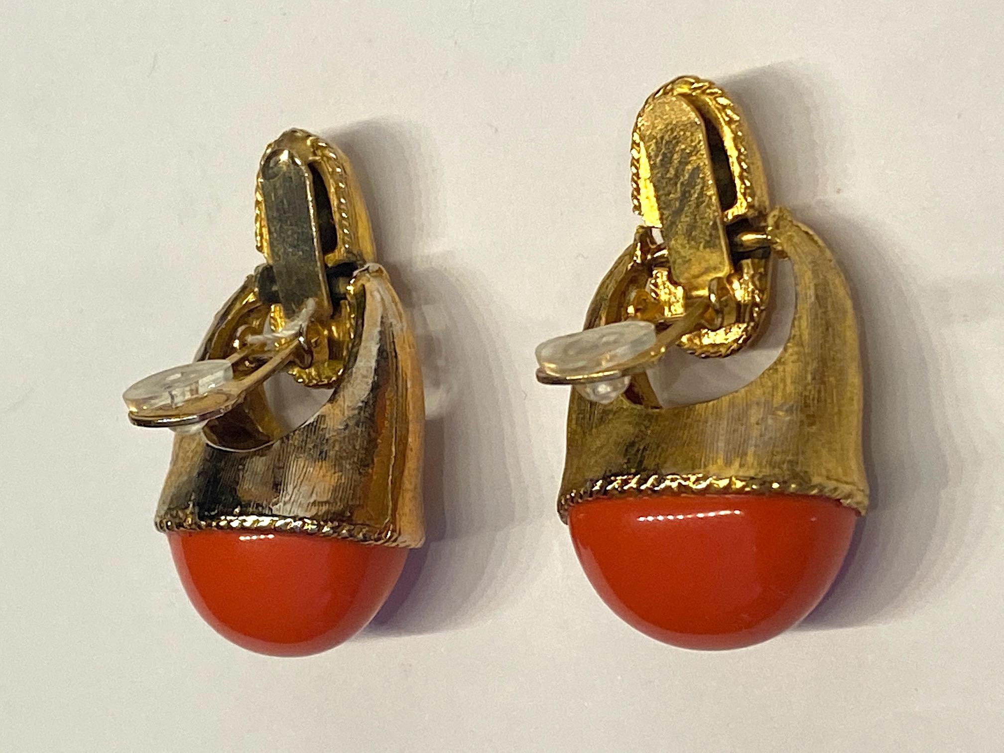 1980s Gold with Large Coral Cabochon Pendant Earrings 5