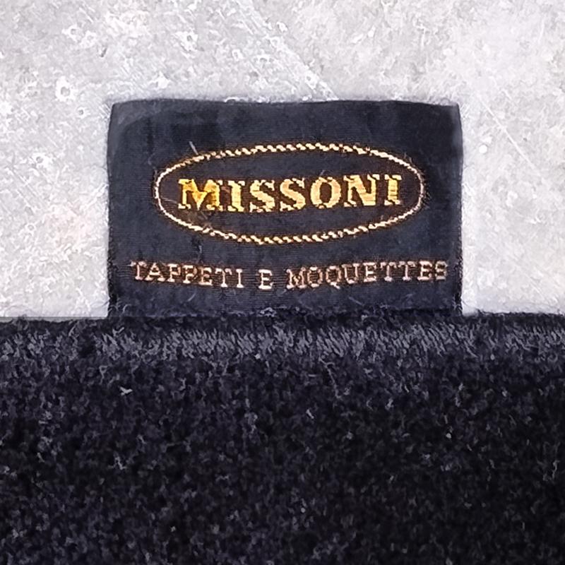 1980s Gorgeous Geometric Italian Woolen Rug by Missoni for T&J Vestor For Sale 7