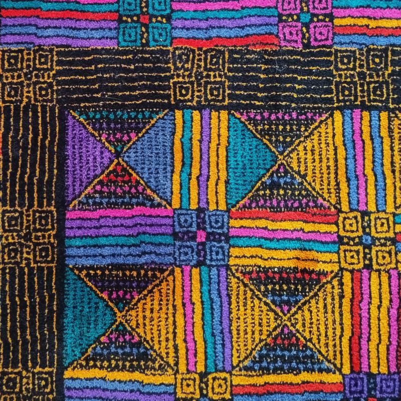 Magnifique tapis géométrique italien en laine Missoni pour T&J Vestor, années 1980 en vente 2