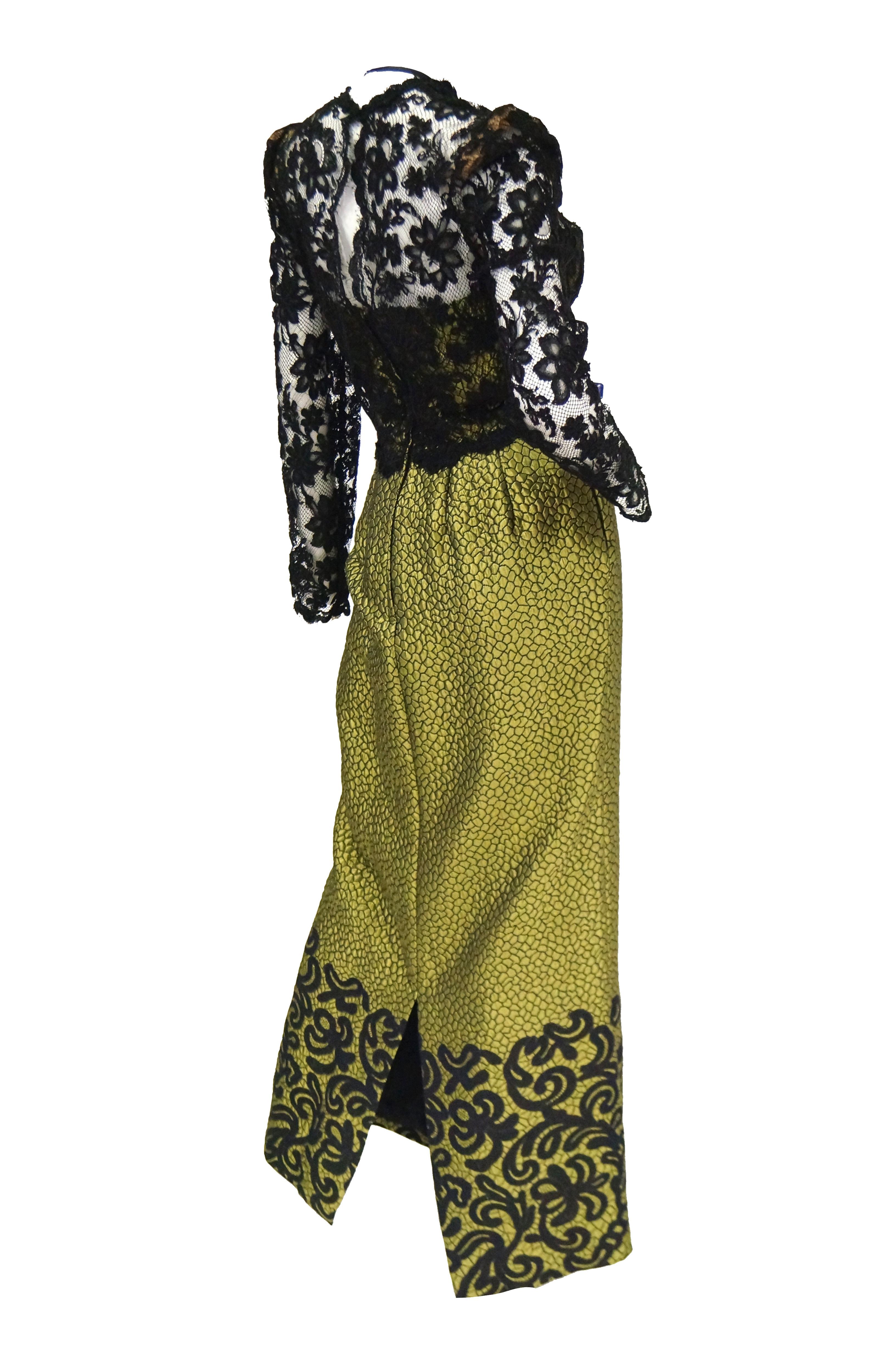 1980s Oscar de La Renta Golden Green “Dragon Scale” Brocade Dress In Excellent Condition In Houston, TX