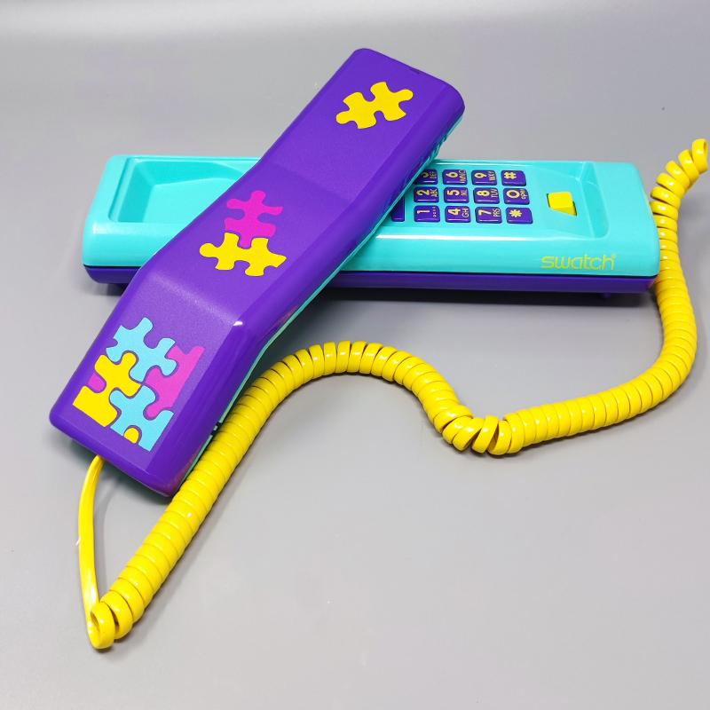 Wunderschöner Swatch Twin Phone „Puzzle“ aus den 1980er Jahren mit Originalverpackung. Memphis-Stil (Ende des 20. Jahrhunderts) im Angebot