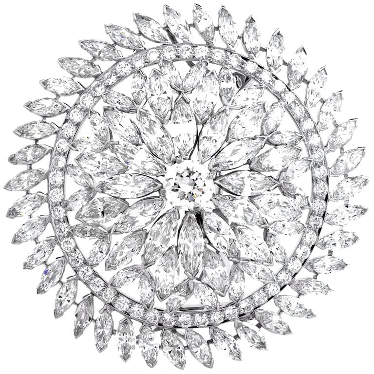1980s Grand  Circular 2.68 carats Diamond Platinum Lapel Brooch Pin For Sale