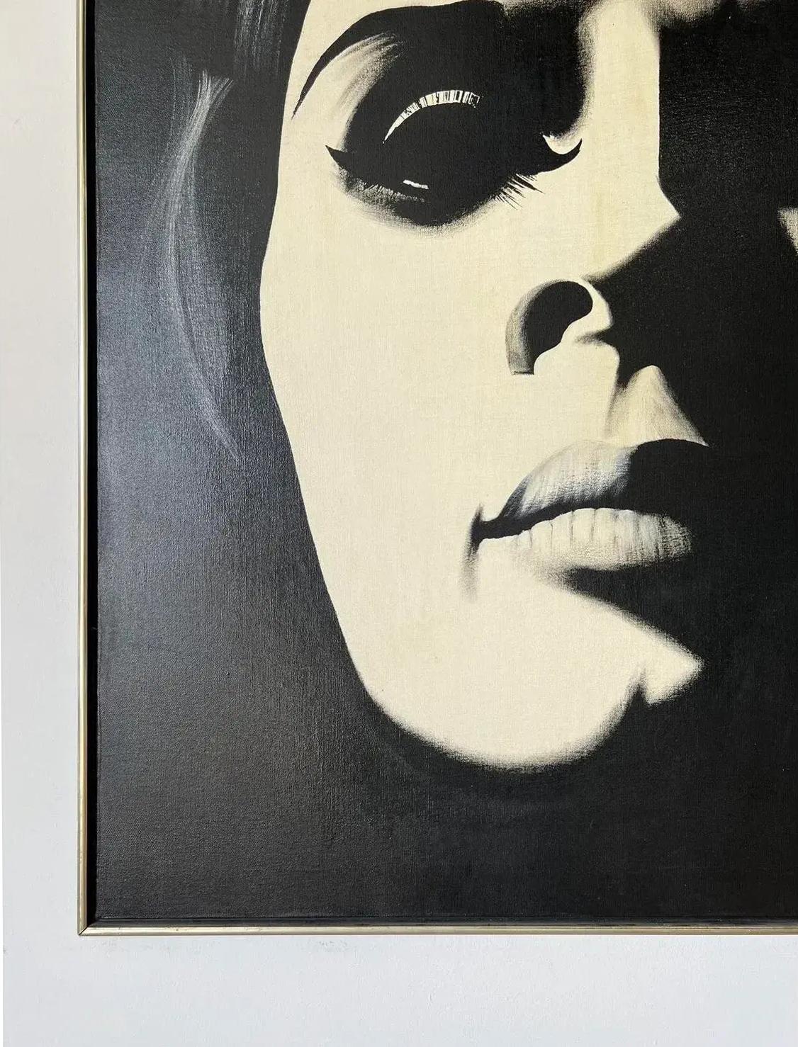 1980s Graphic Op Oil Painting Portrait of a Woman in Black By Davilla In Good Condition For Sale In Miami, FL