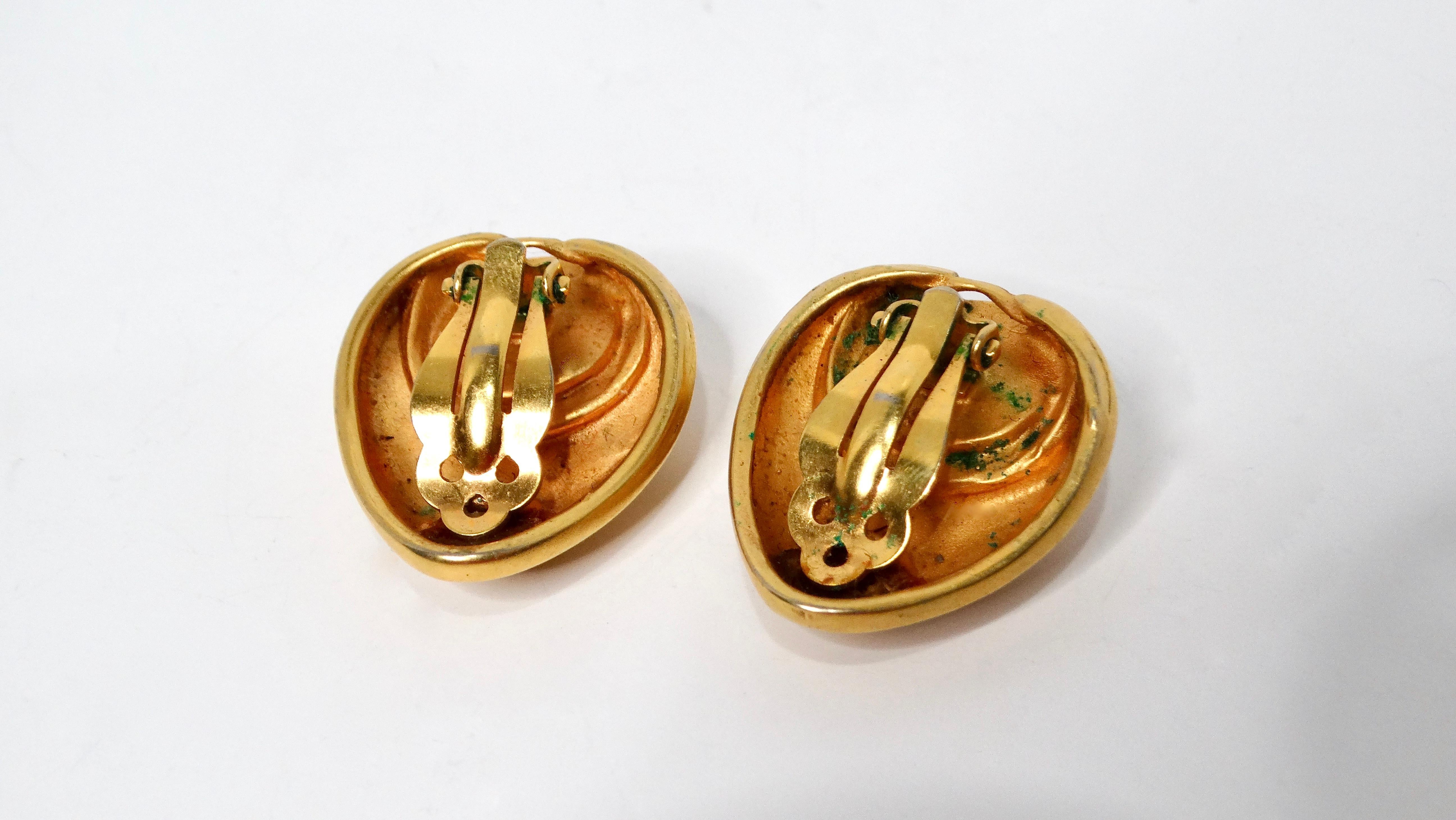 Women's 1980s Green Cabochon Gold Tone Clip-On Earrings For Sale