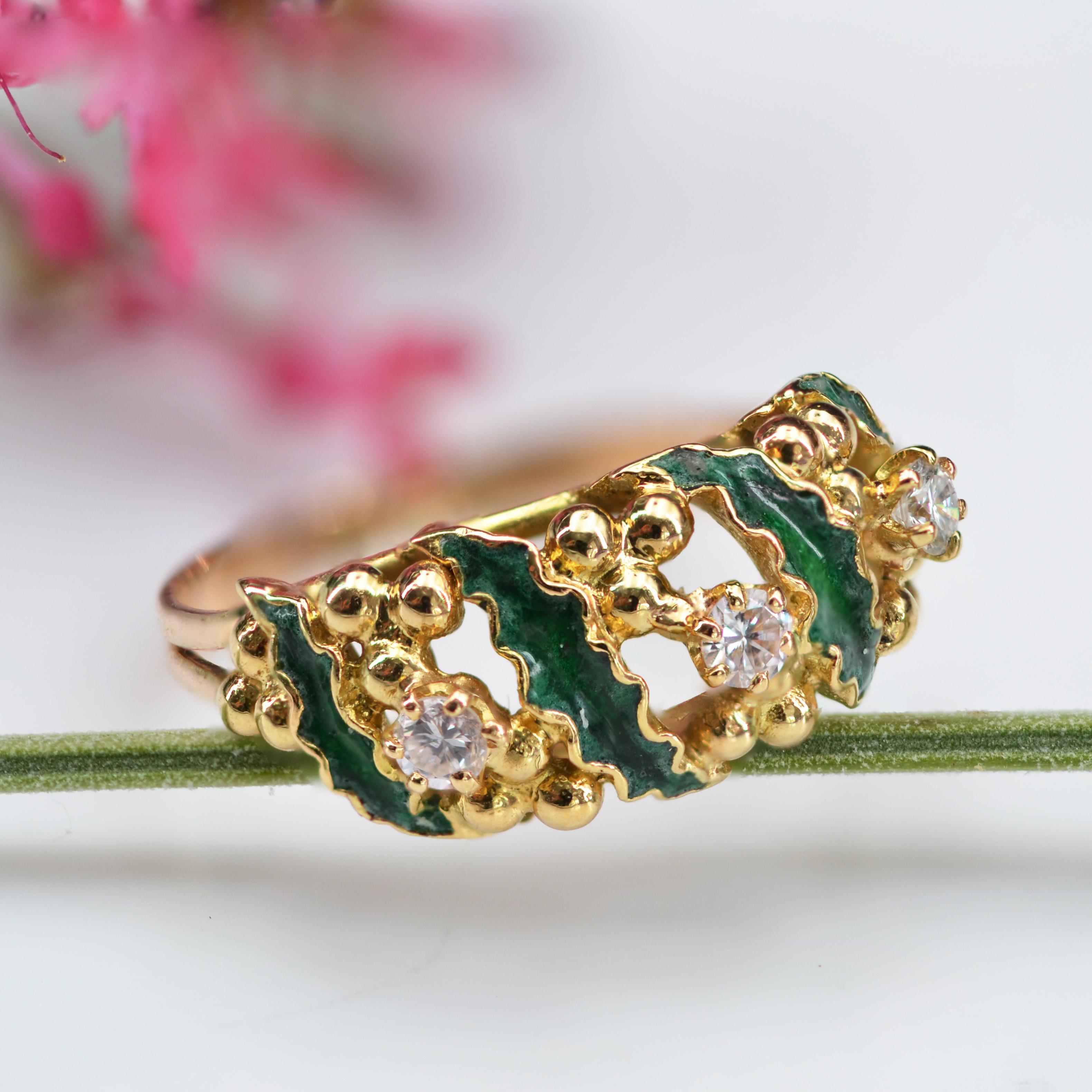 Women's 1980s Green Enamel Diamond 18 Karat Yellow Gold Ring For Sale
